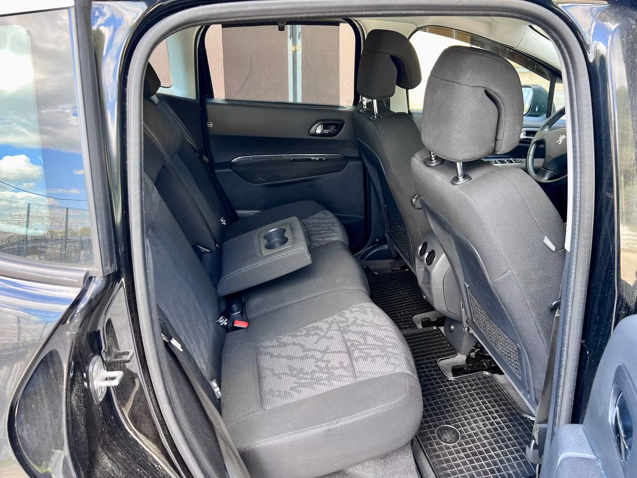Peugeot 3008 фото 14