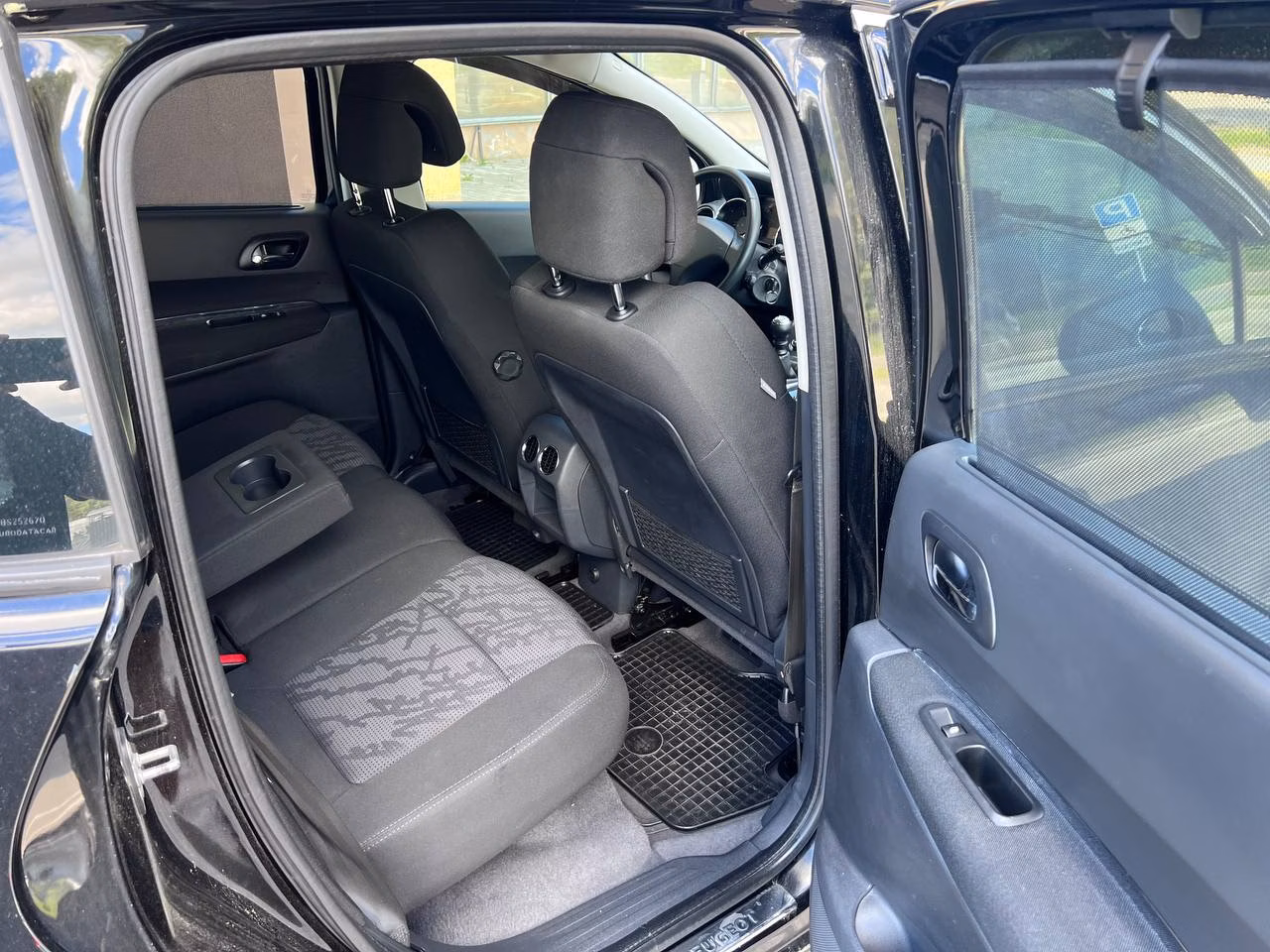 Peugeot 3008 фото 12