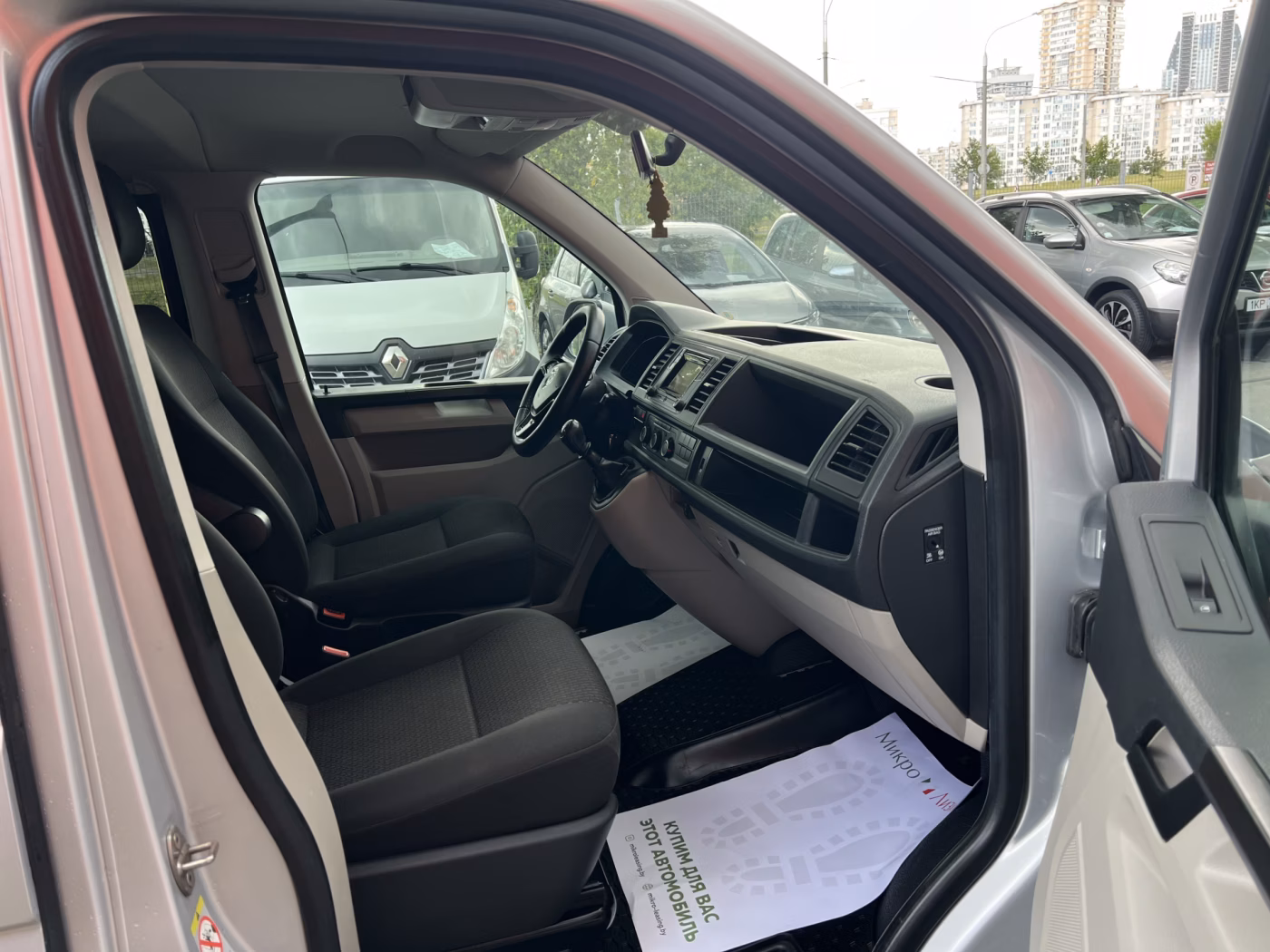 Volkswagen Caravelle фото 21