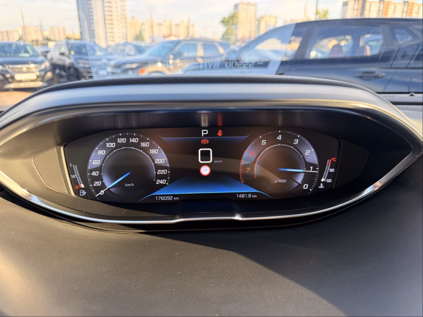 Peugeot 5008 фото 28