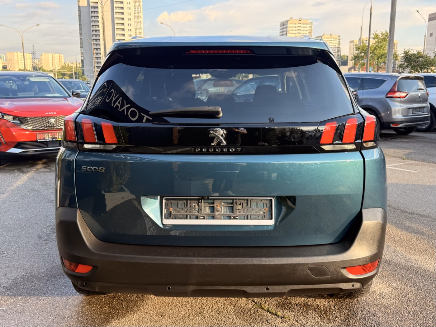 Peugeot 5008 фото 7