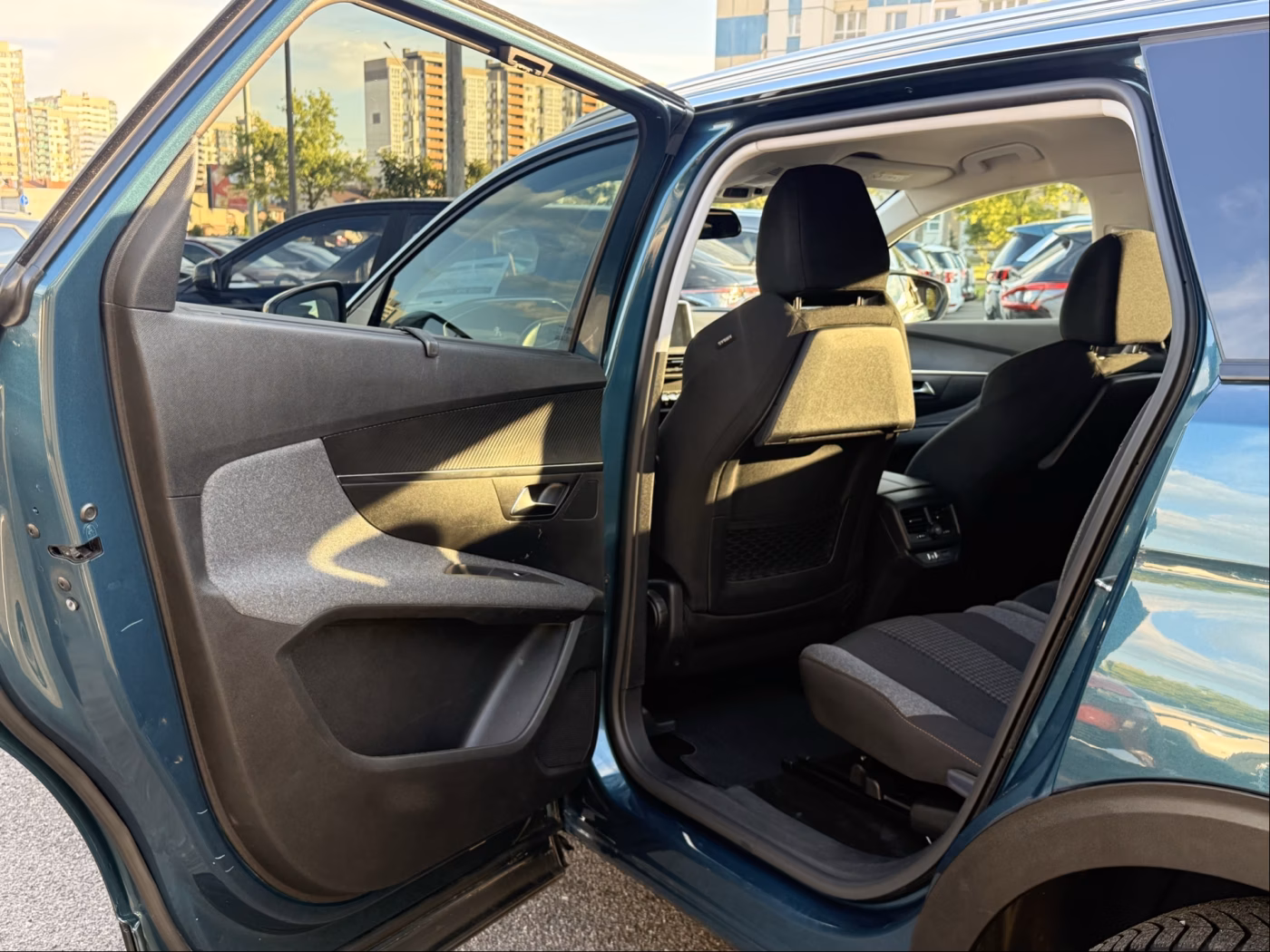 Peugeot 5008 фото 15