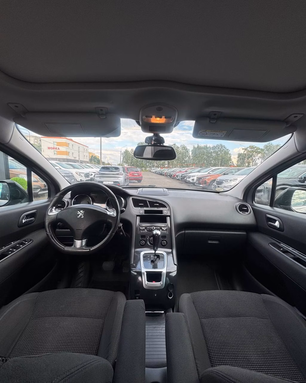 Peugeot 5008 фото 9