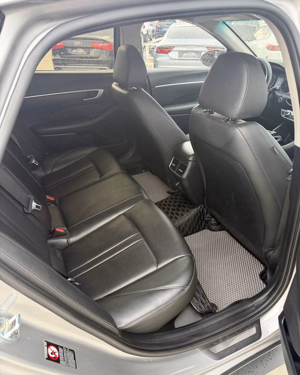 Hyundai Sonata фото 12