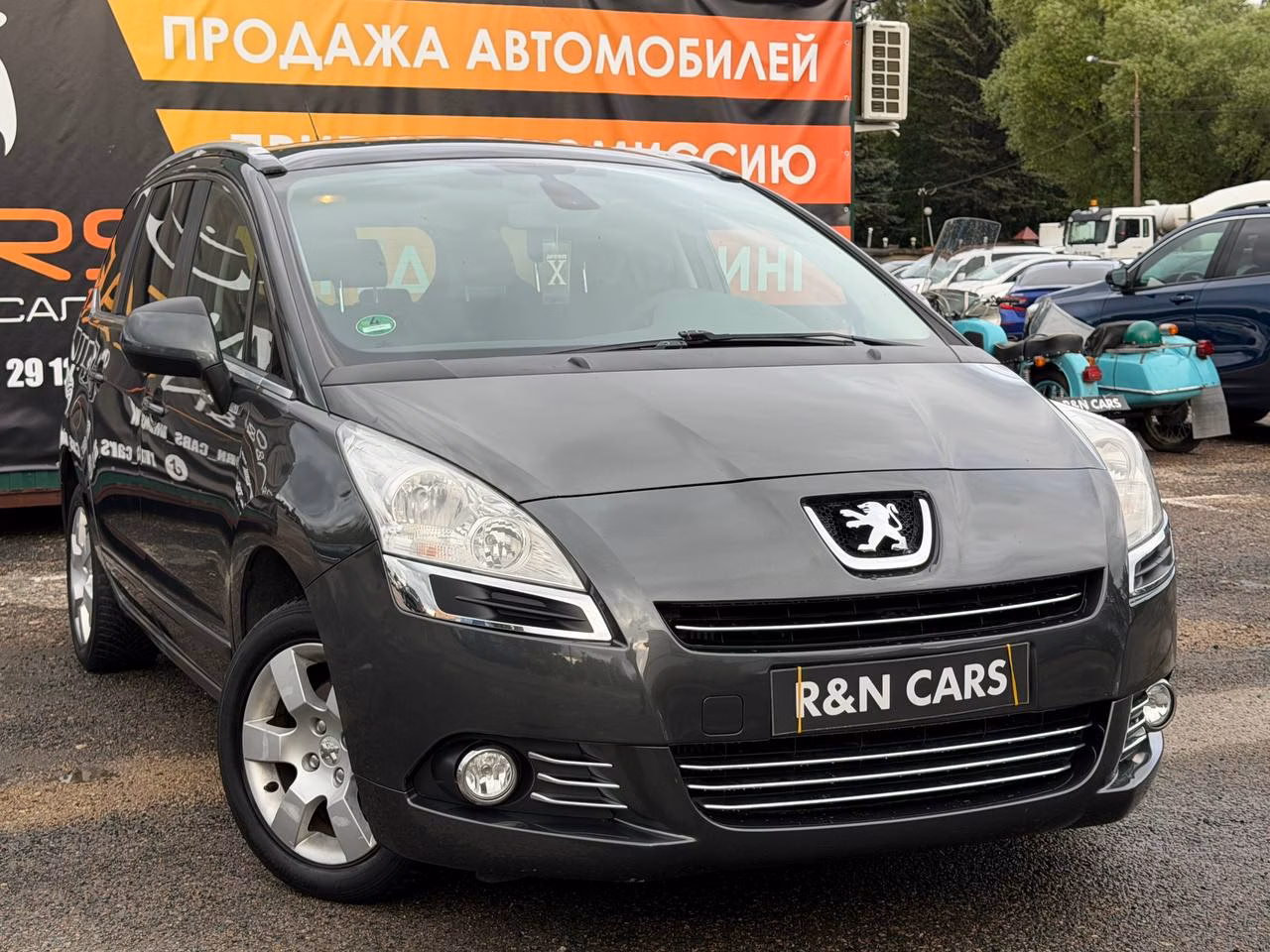 Peugeot 5008