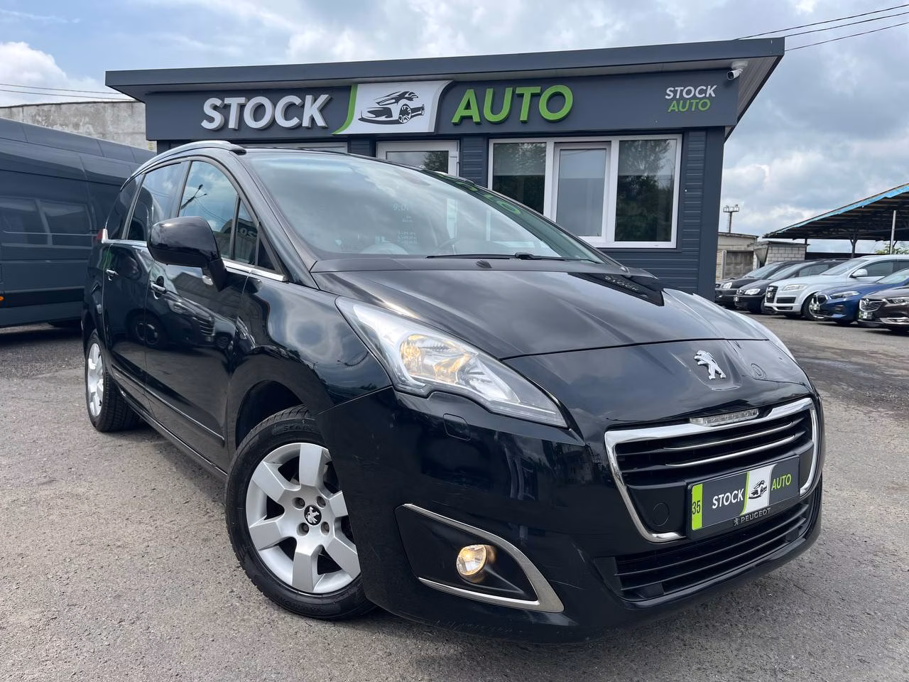 Peugeot 5008