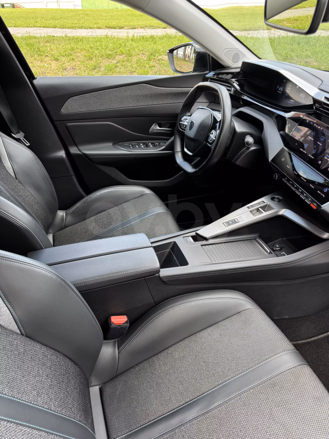 Peugeot 308 фото 11