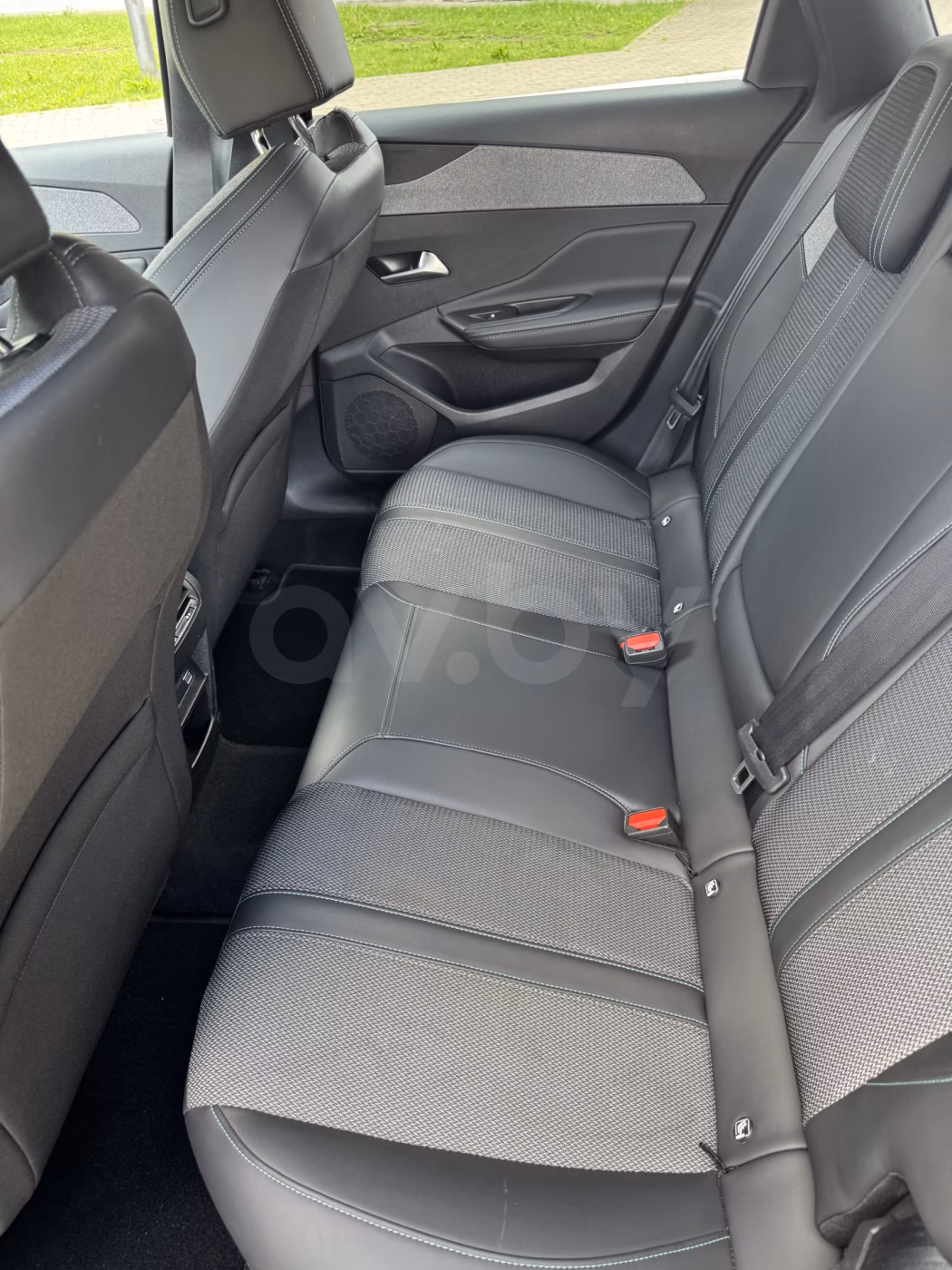 Peugeot 308 фото 12