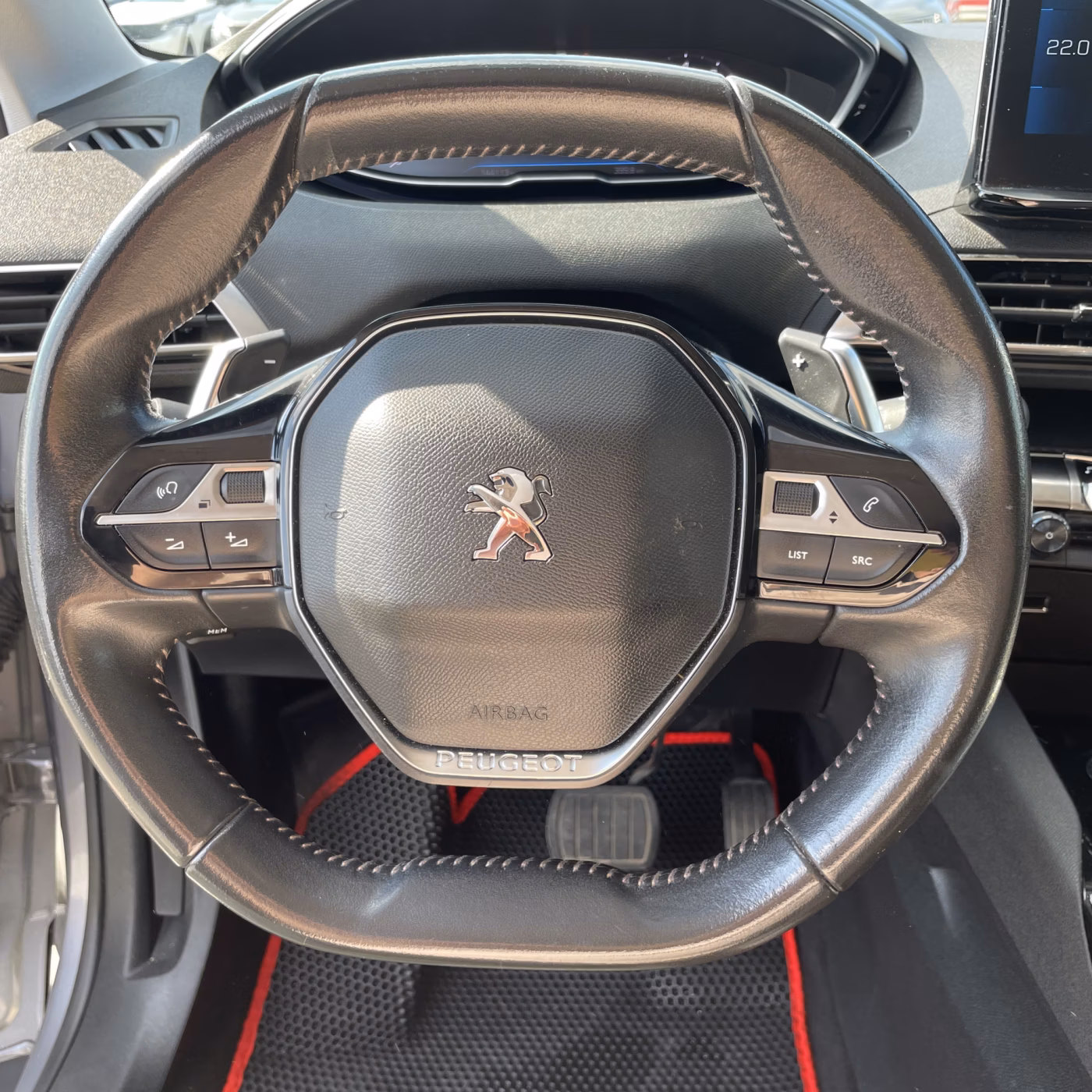 Peugeot 5008 фото 15