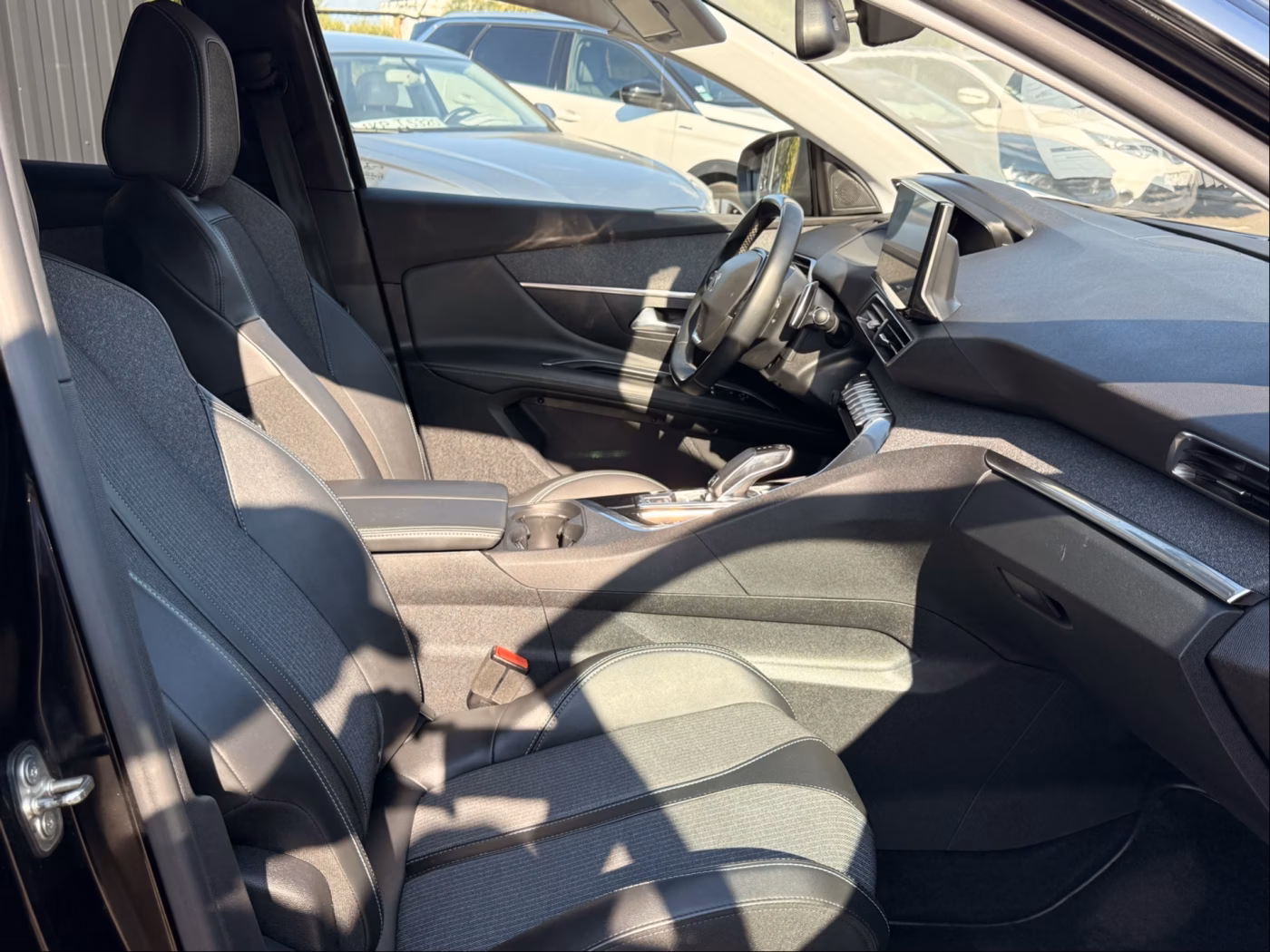 Peugeot 3008 фото 24