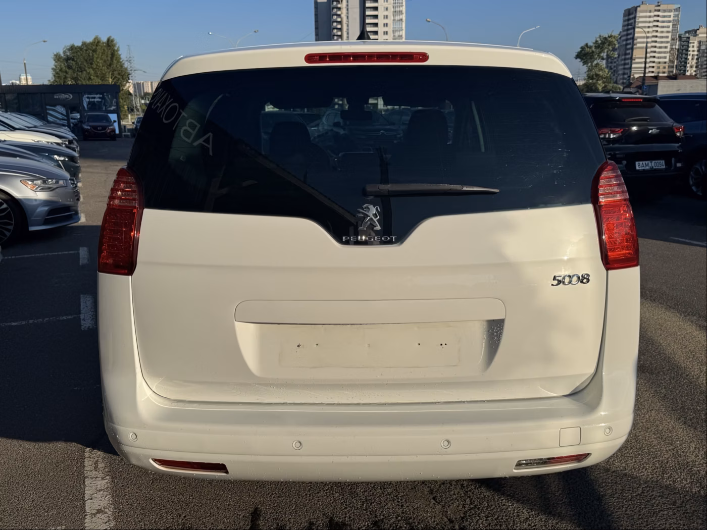 Peugeot 5008 фото 6