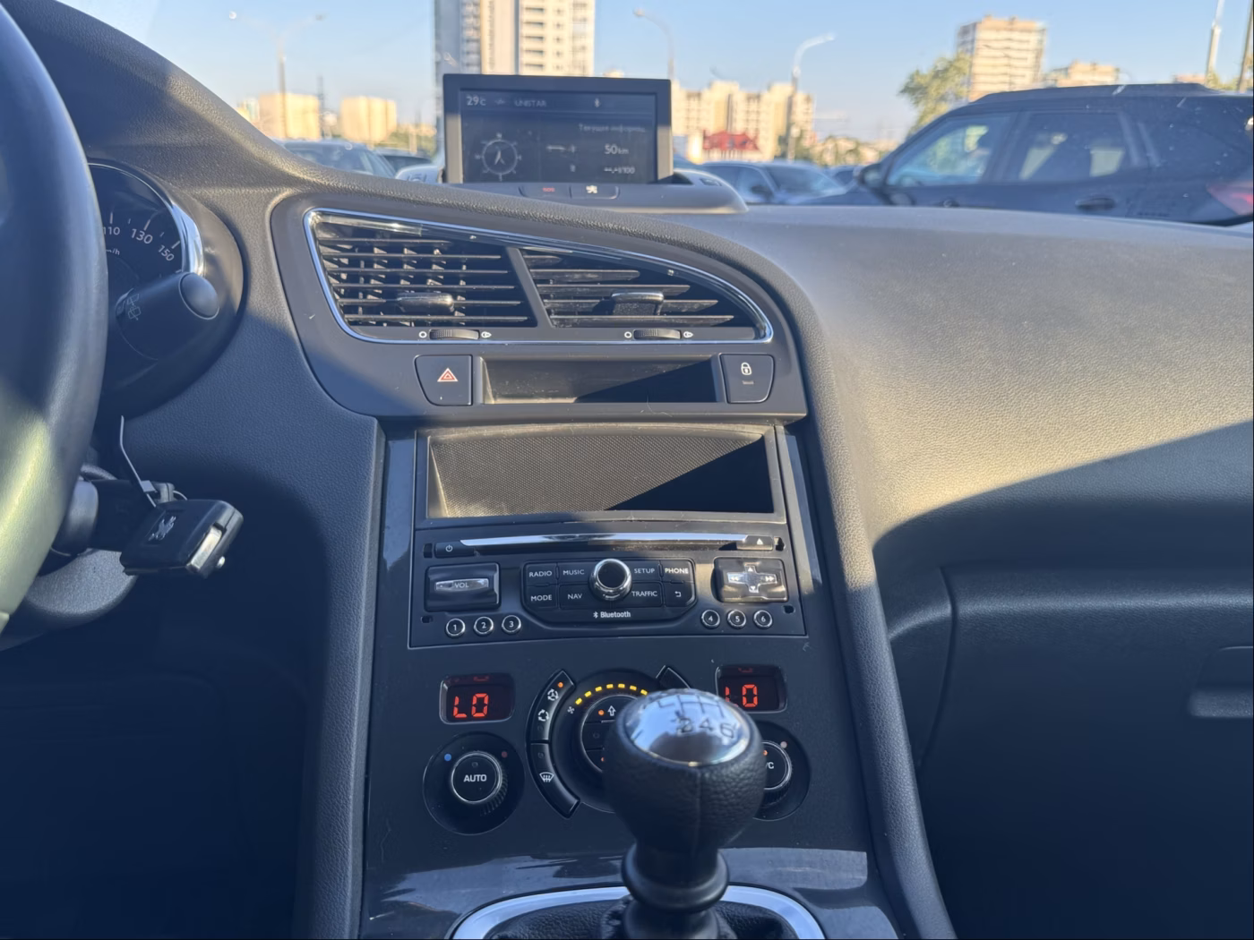 Peugeot 5008 фото 21