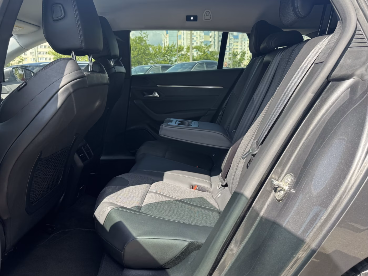 Peugeot 508 фото 12