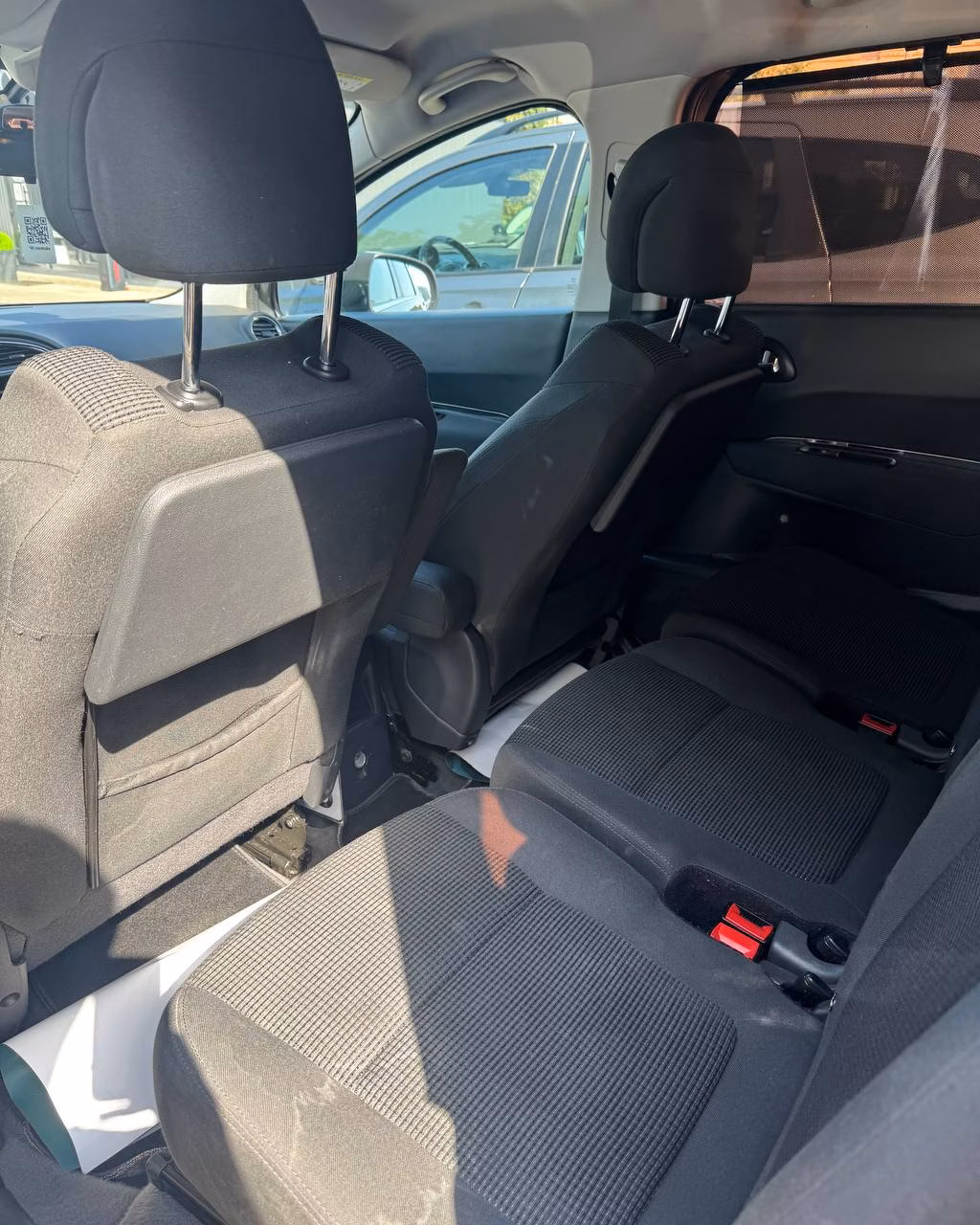 Peugeot 5008 фото 11