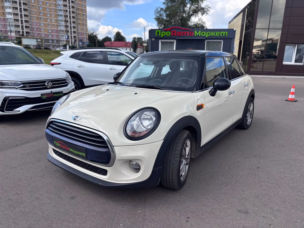 MINI Hatch