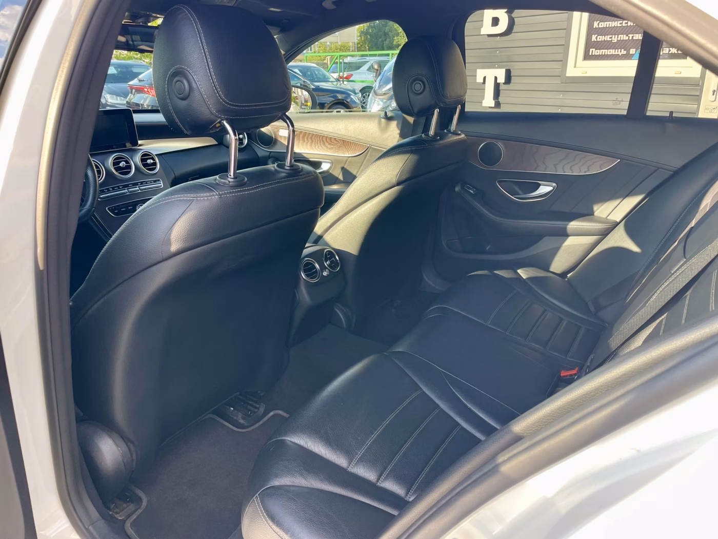Mercedes-Benz C-Класс фото 15
