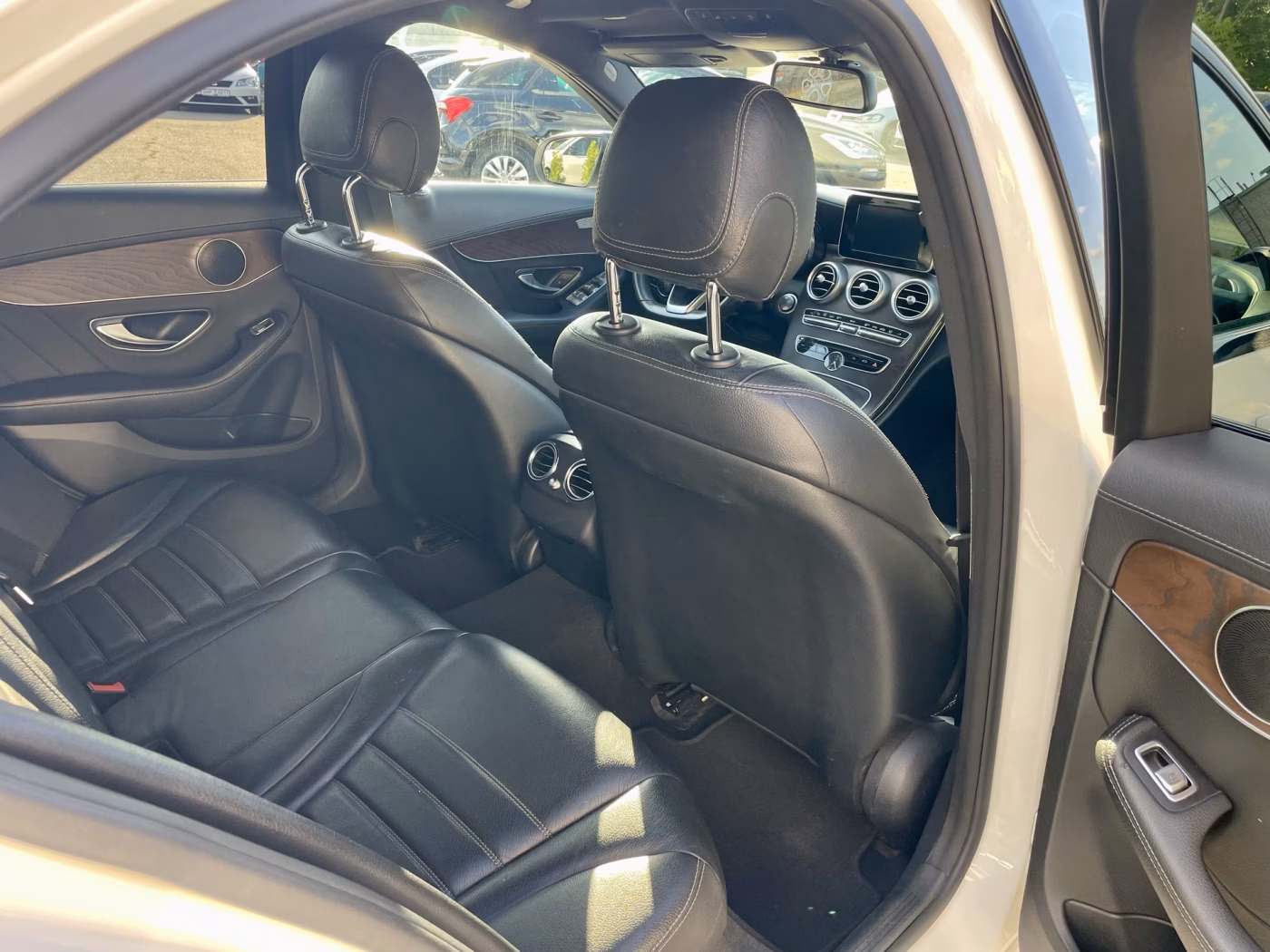 Mercedes-Benz C-Класс фото 24