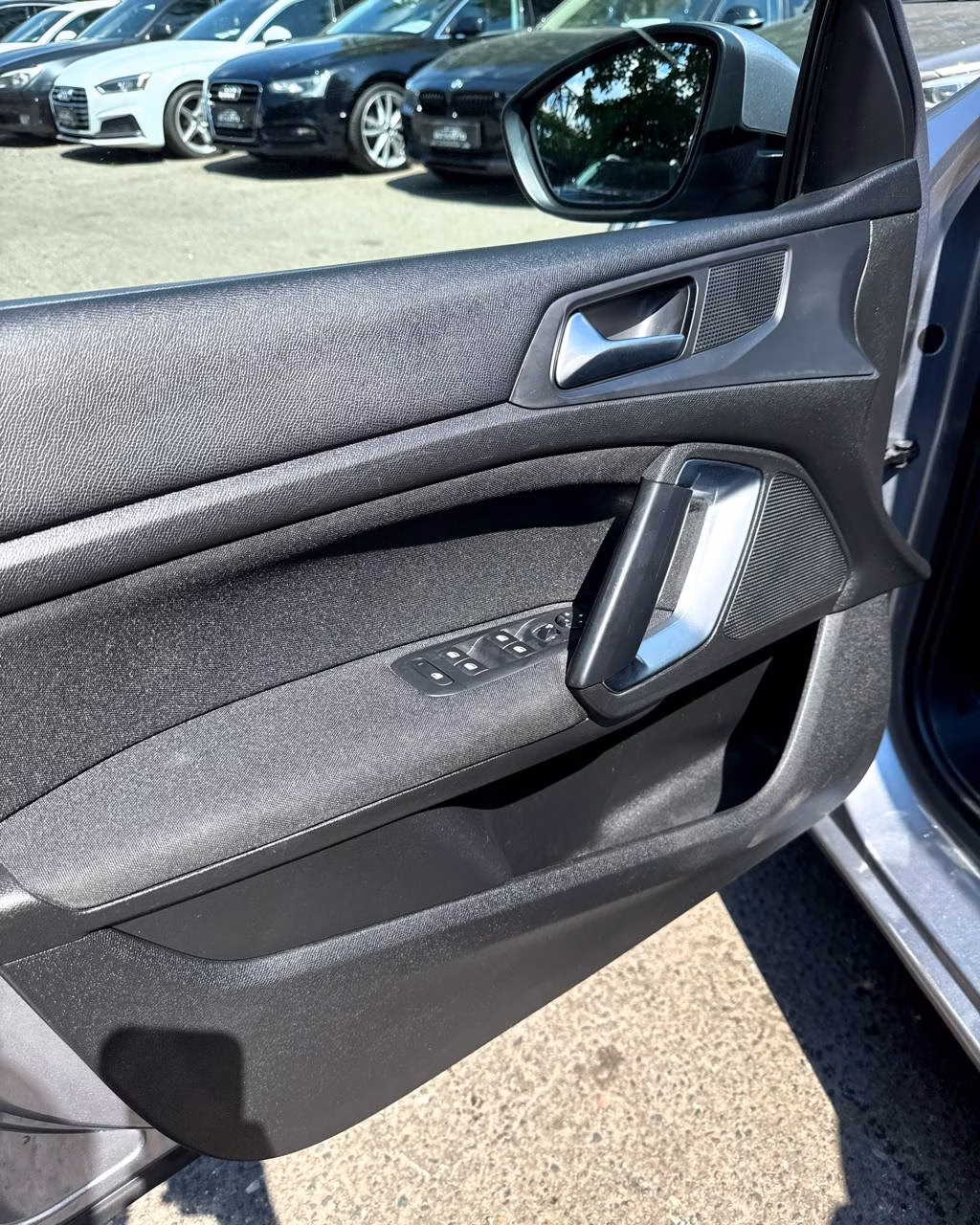 Peugeot 308 фото 9