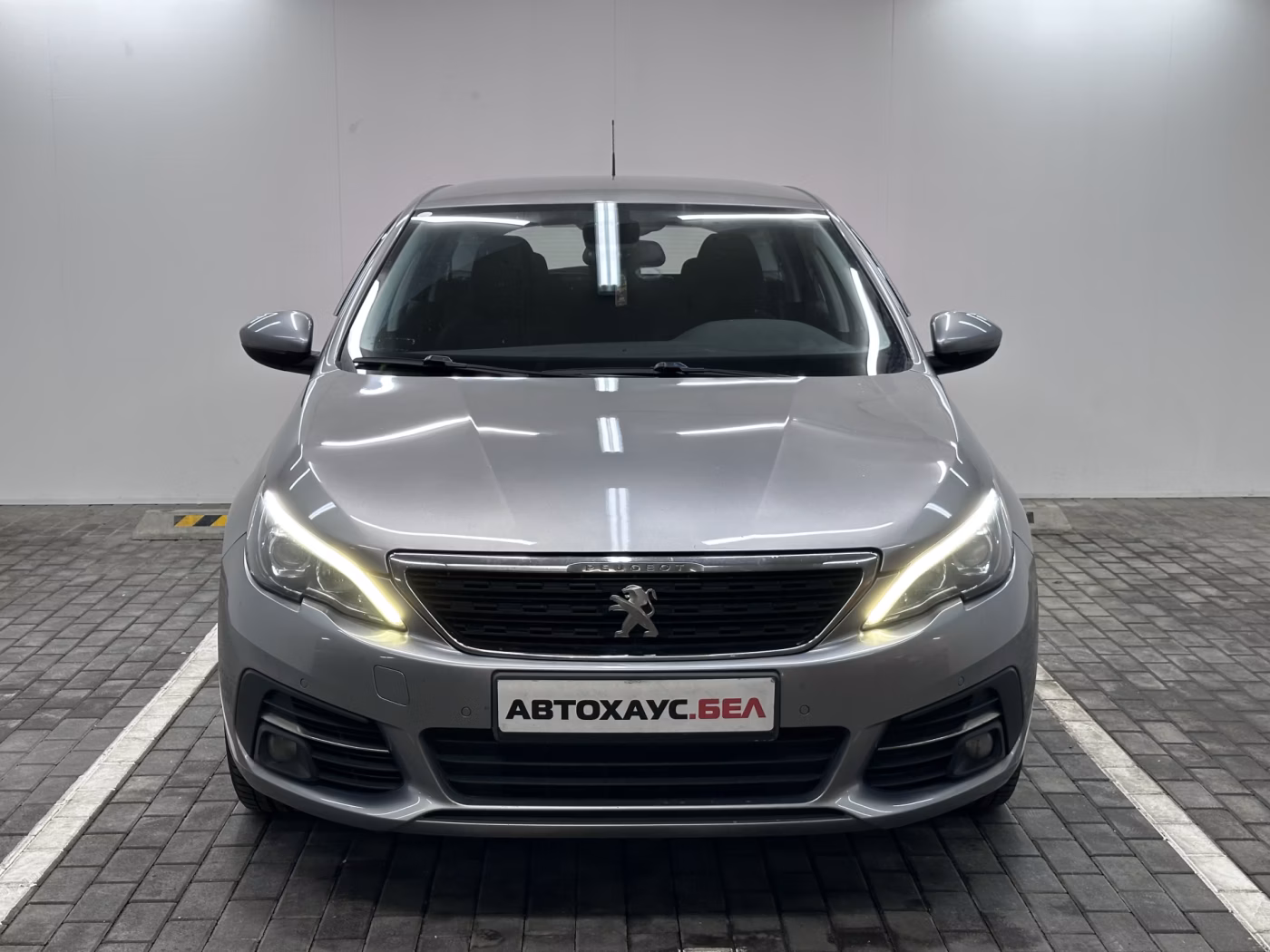 Peugeot 308 фото 2
