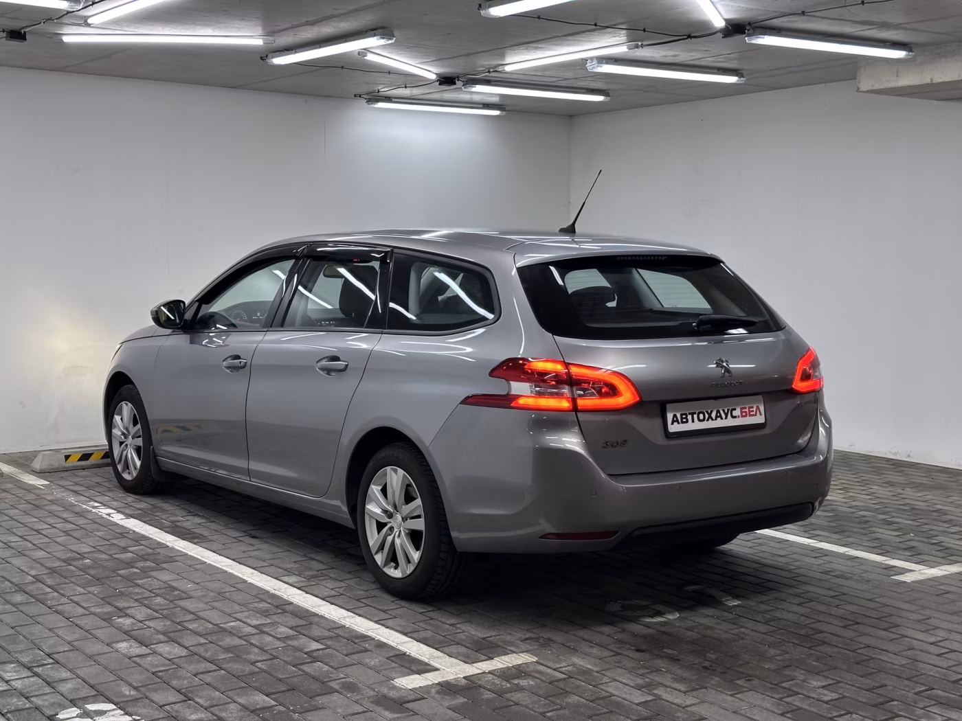 Peugeot 308 фото 6