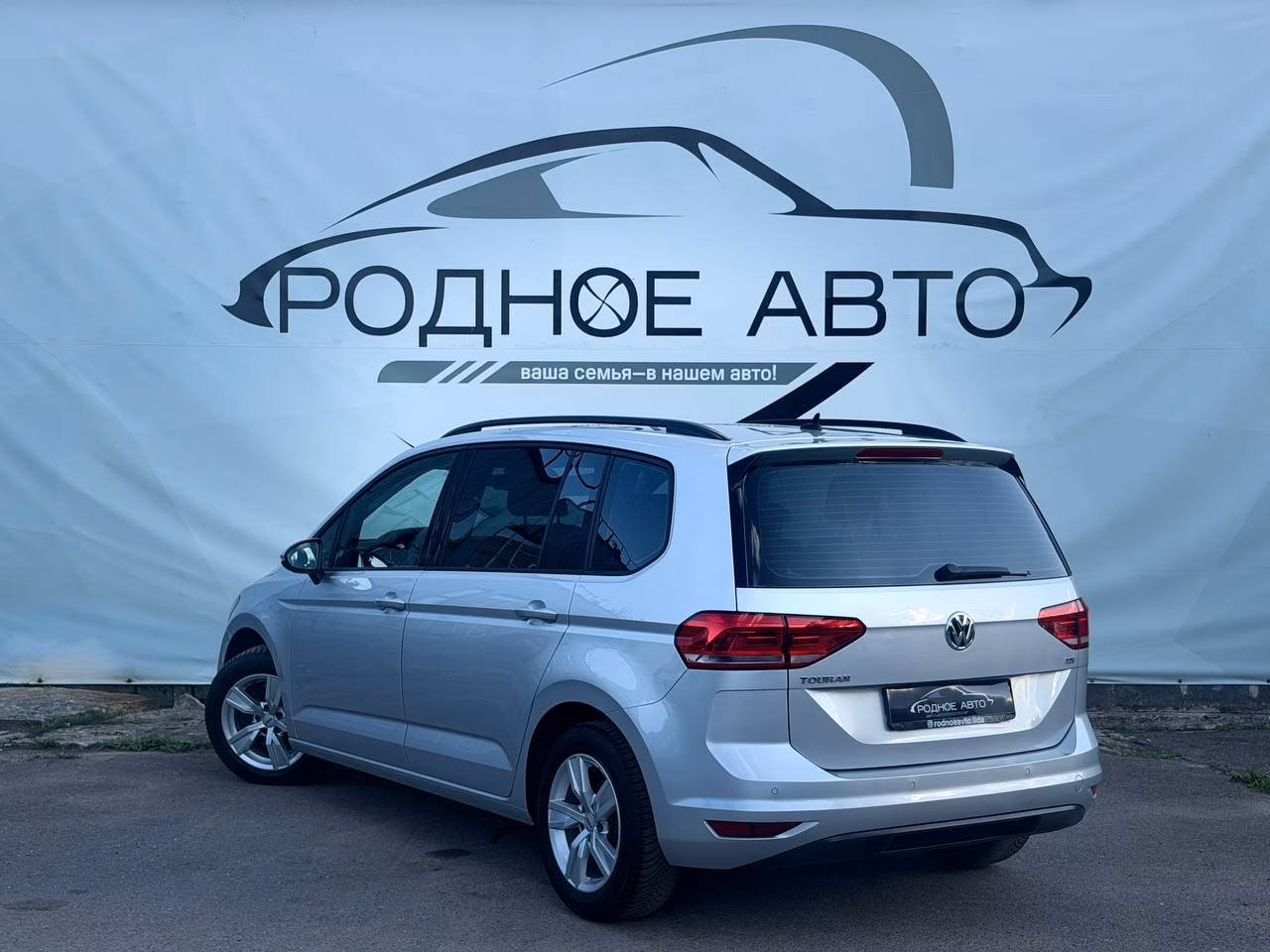Volkswagen Touran фото 4