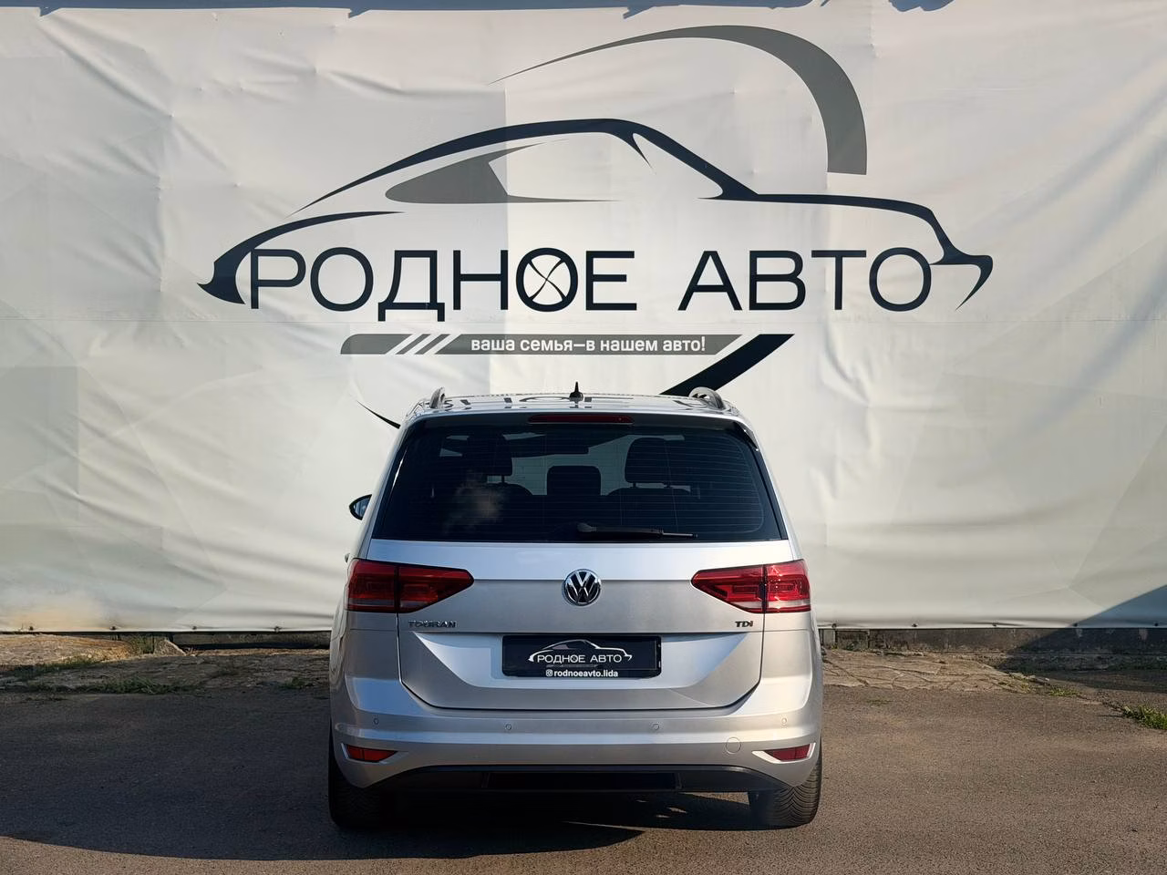 Volkswagen Touran фото 5