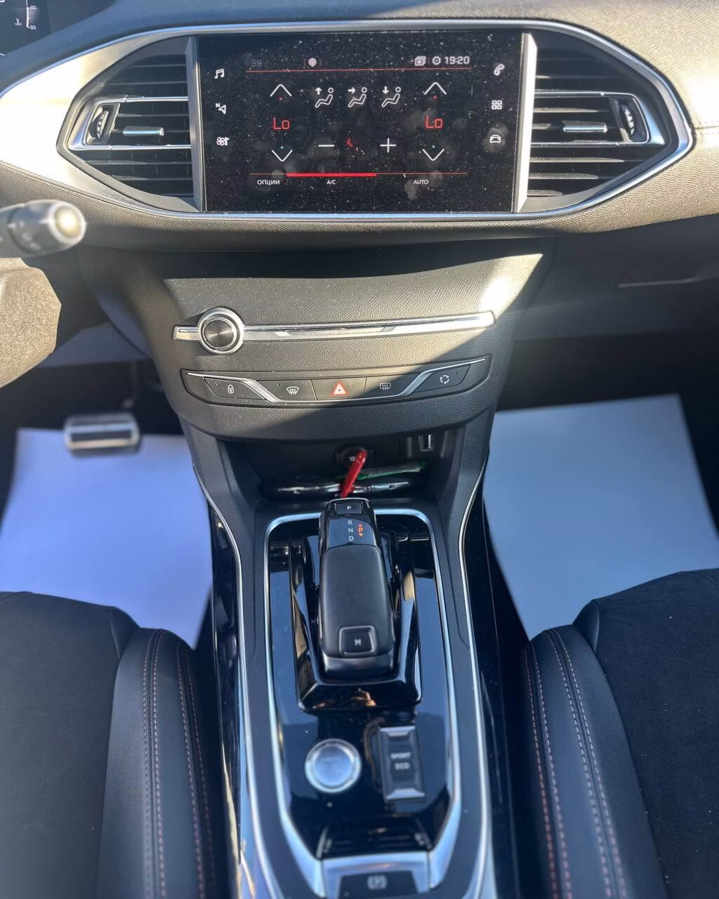 Peugeot 308 фото 16