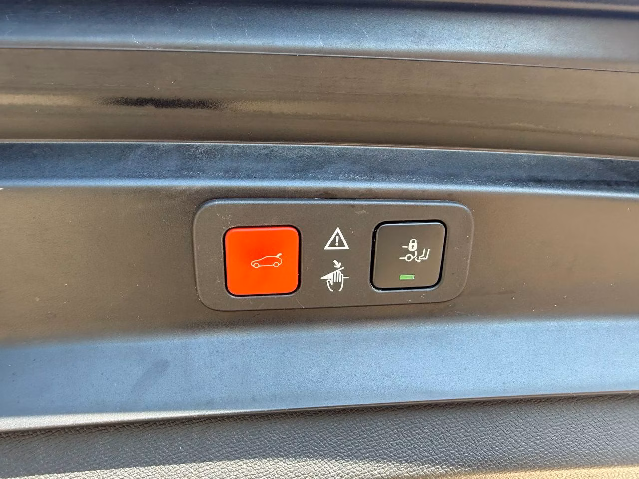 Peugeot 5008 фото 9