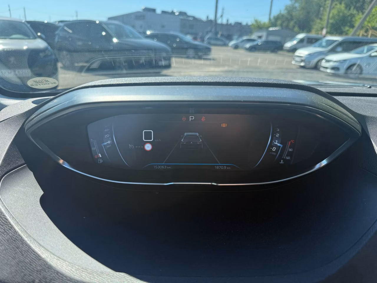 Peugeot 5008 фото 12