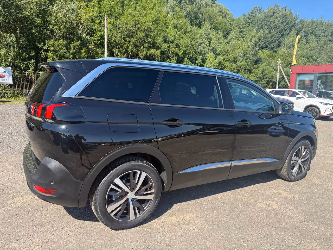 Peugeot 5008 фото 7
