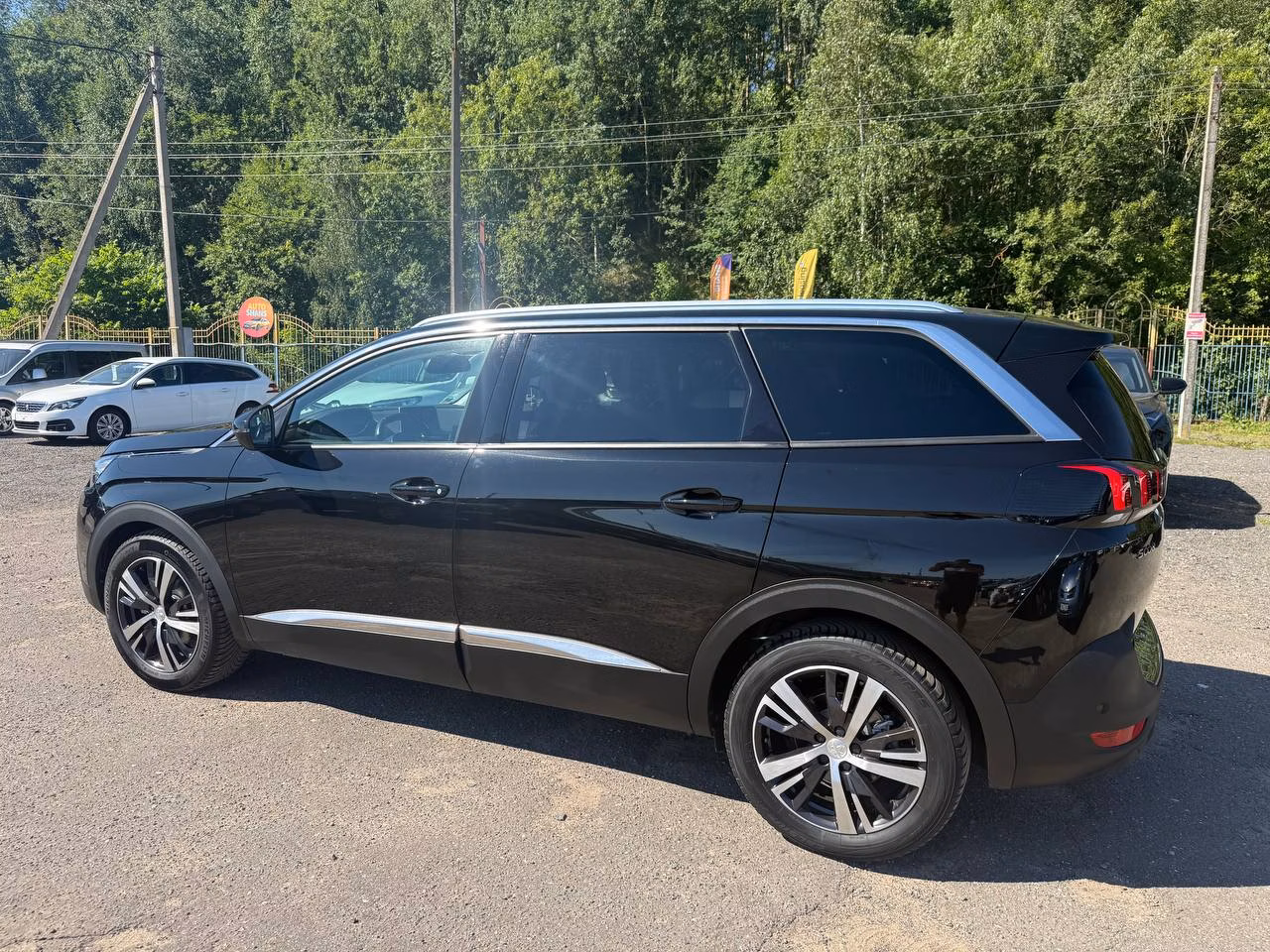 Peugeot 5008 фото 6