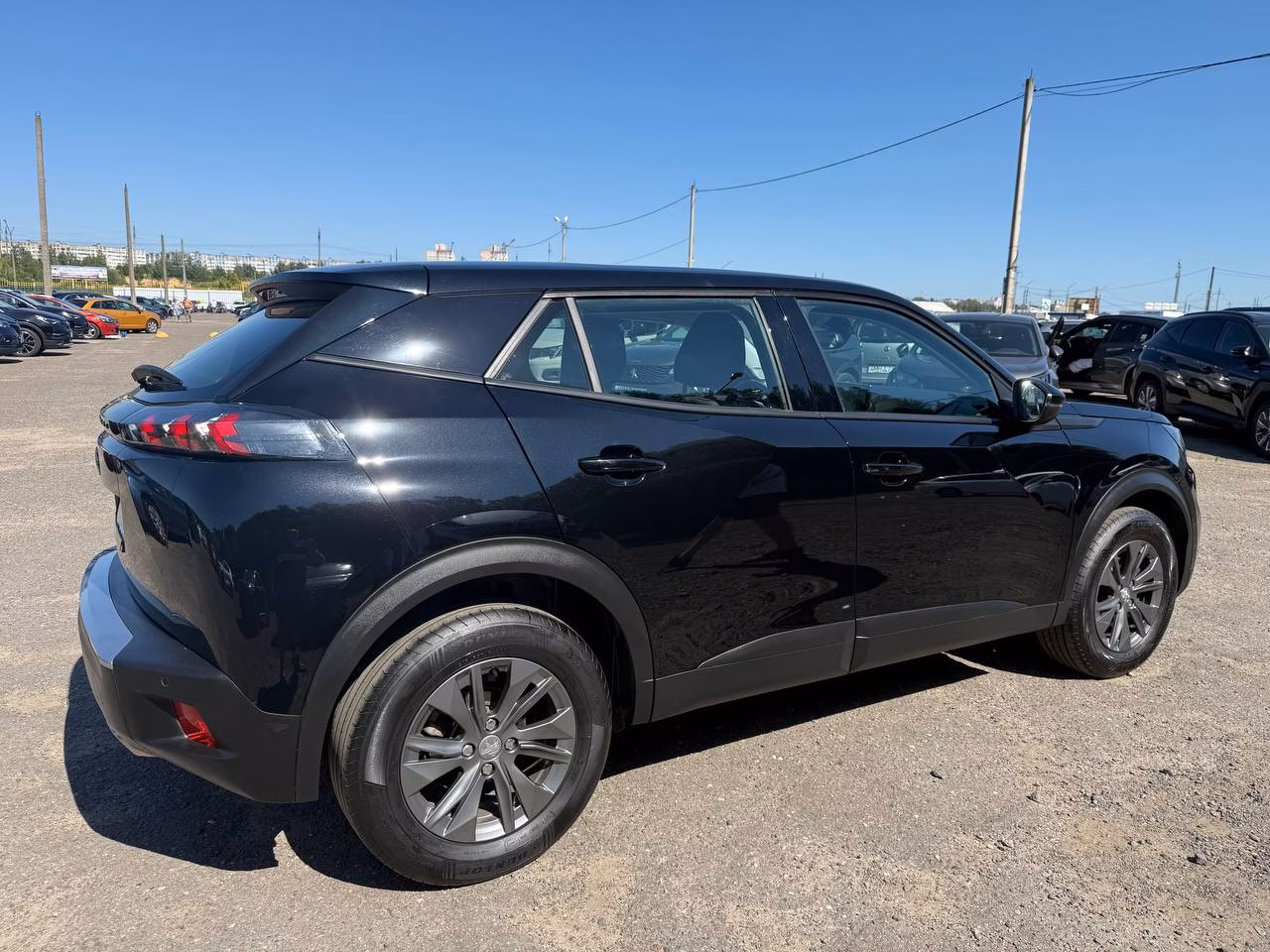Peugeot 2008 фото 5
