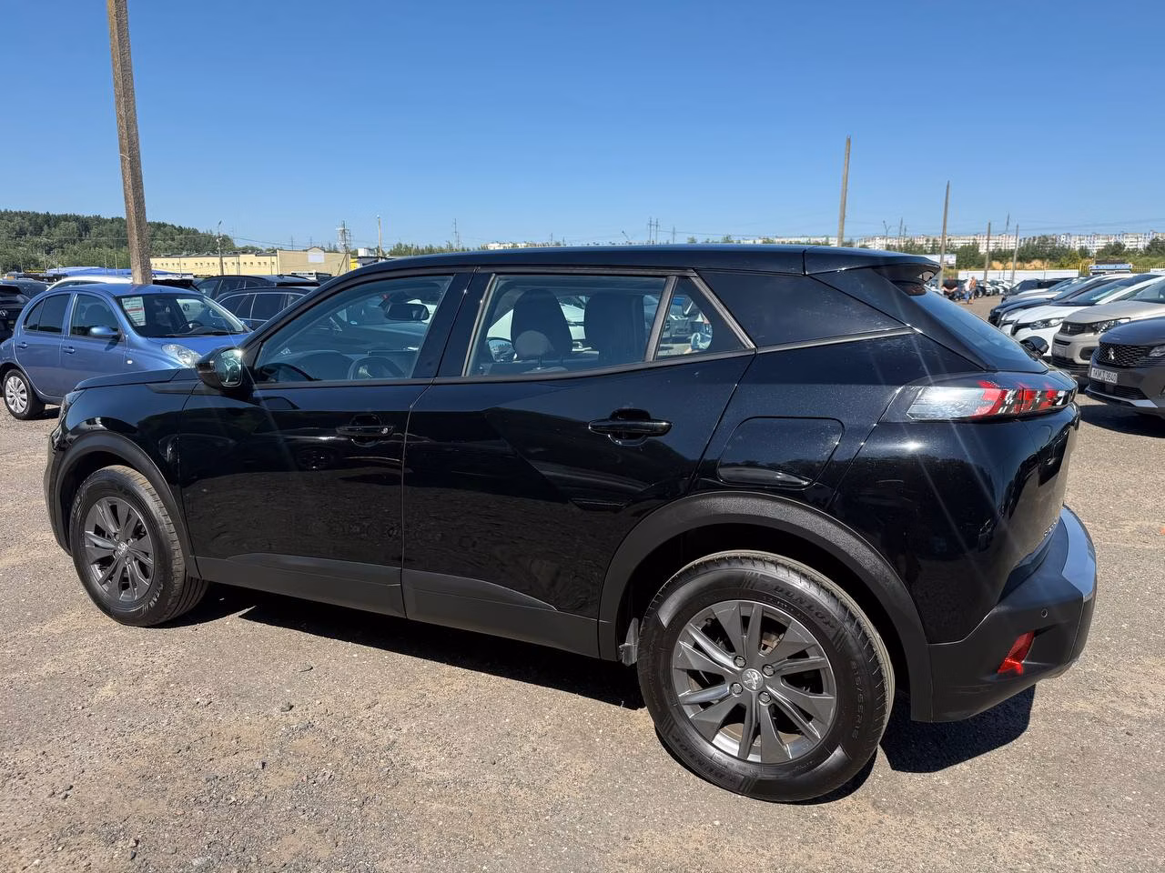Peugeot 2008 фото 6