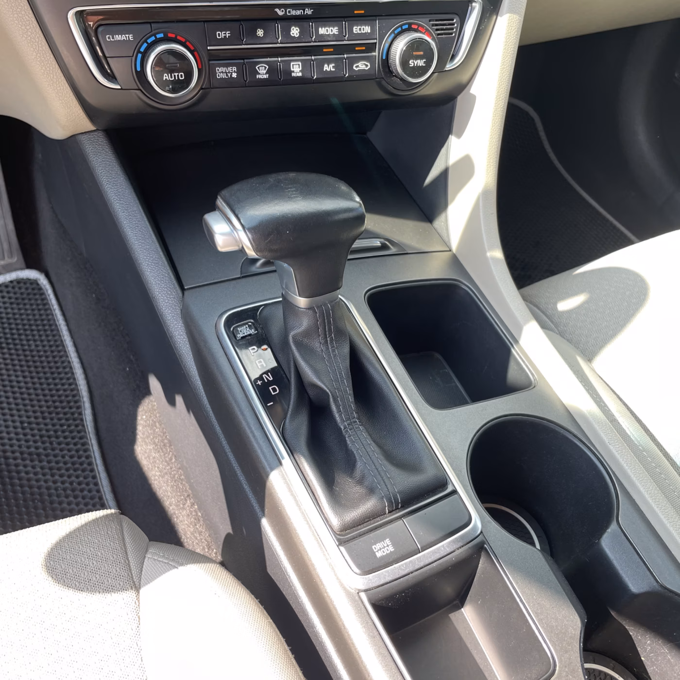 Kia Optima фото 18