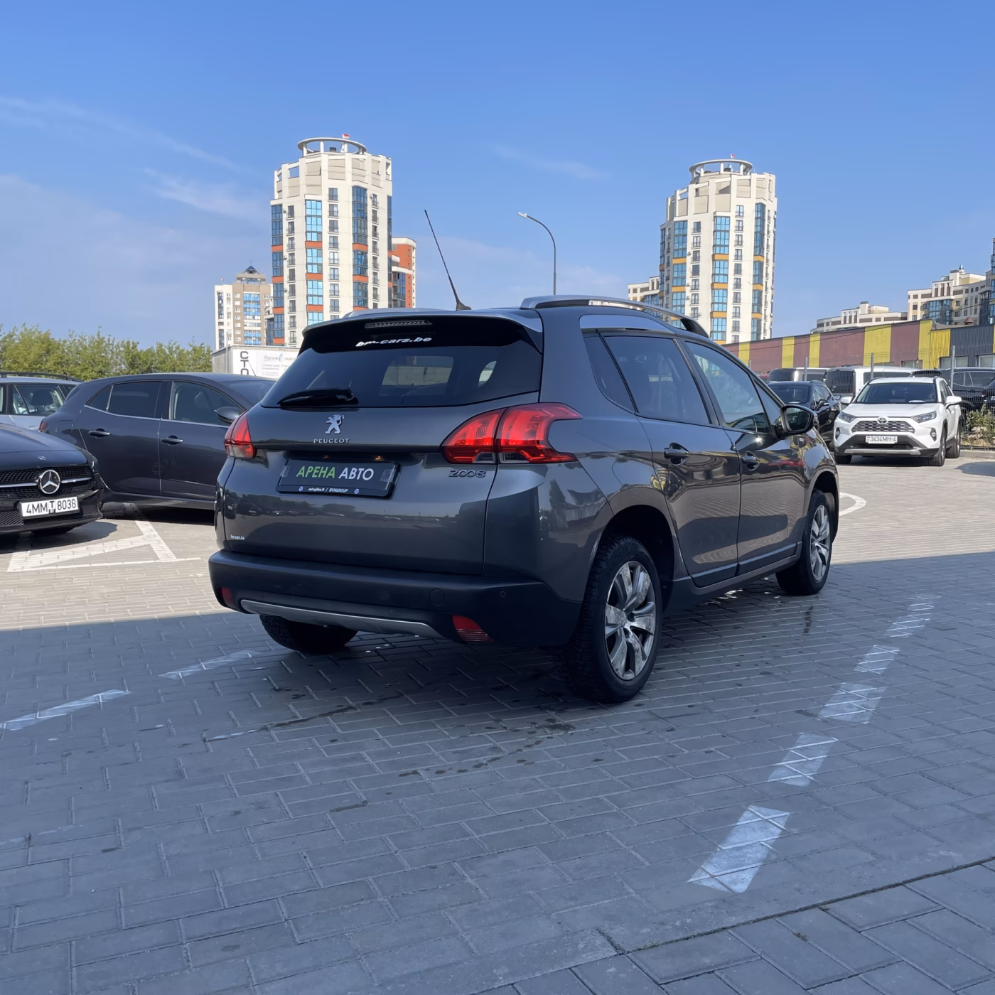 Peugeot 2008 фото 4