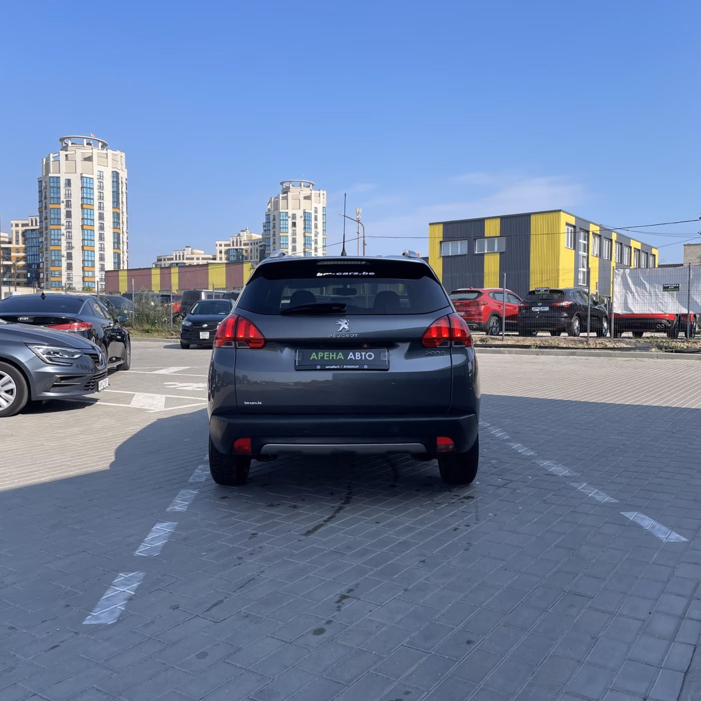 Peugeot 2008 фото 5