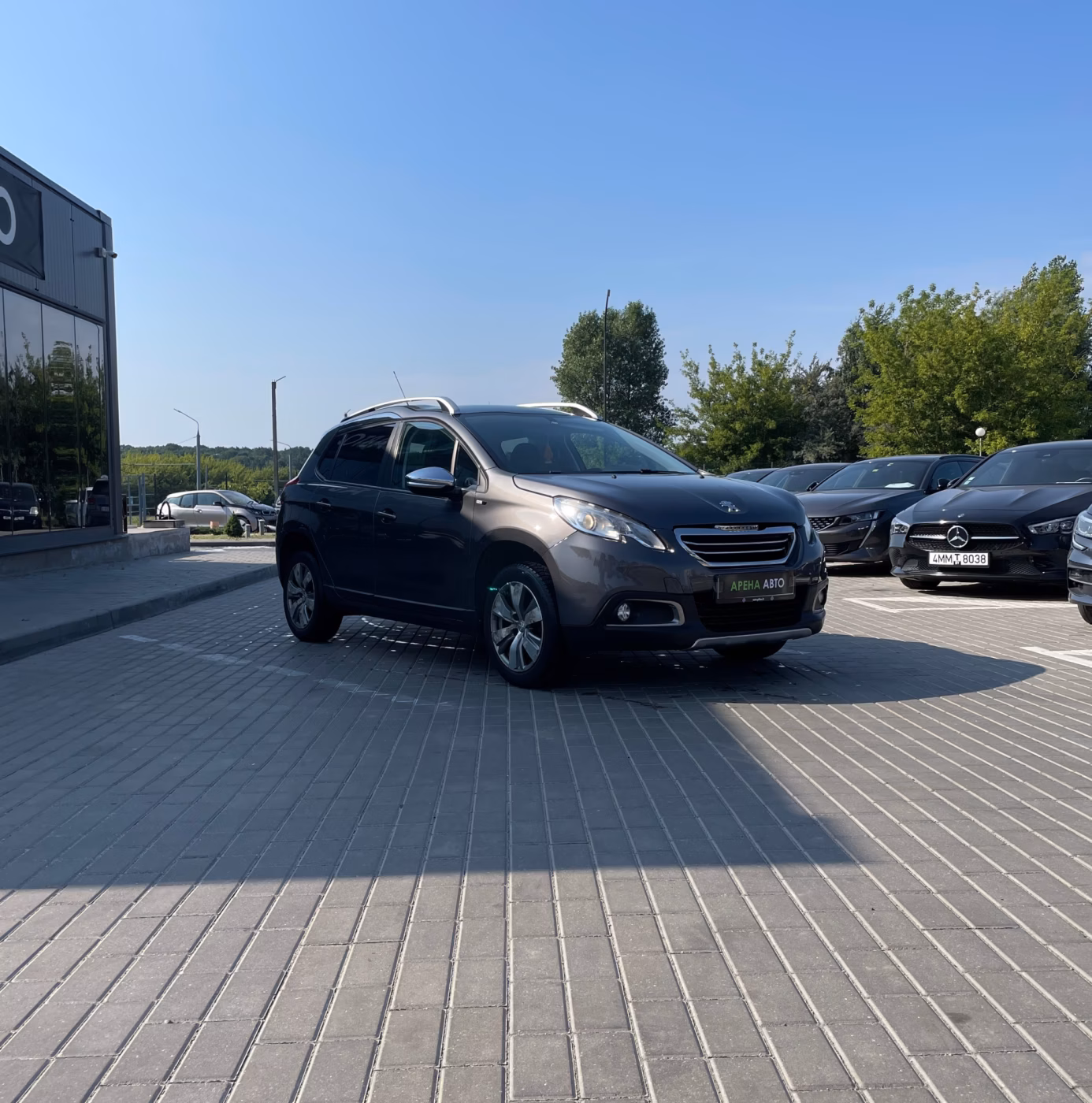 Peugeot 2008 фото 3