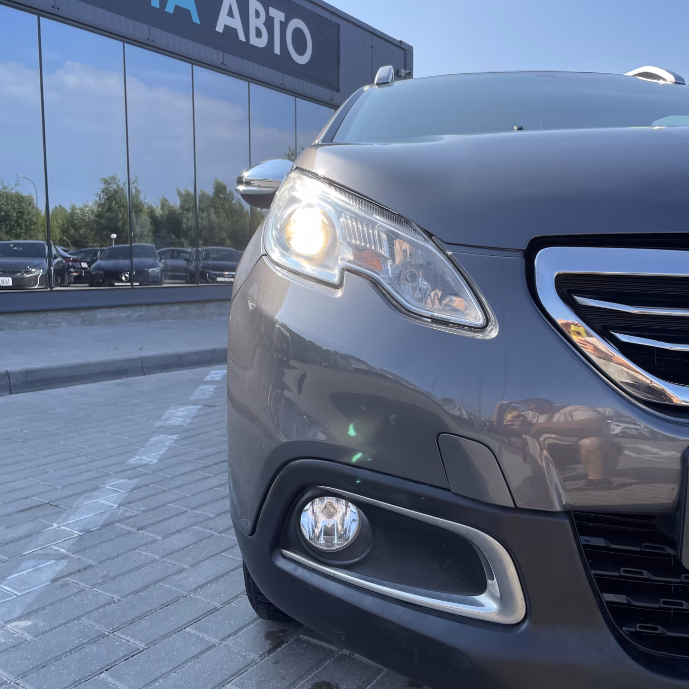 Peugeot 2008 фото 10