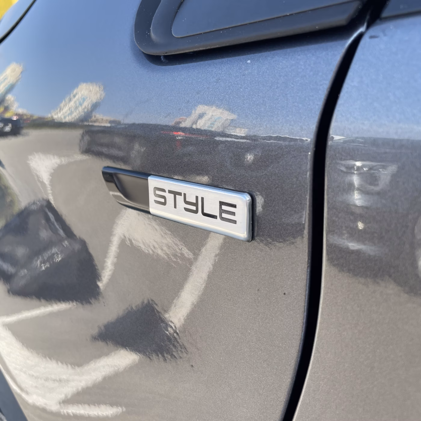Peugeot 2008 фото 9