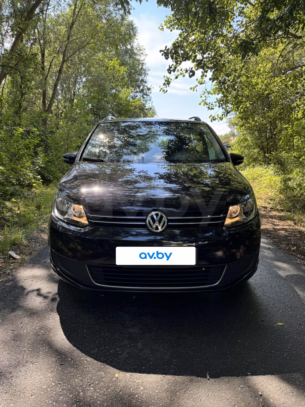 Volkswagen Touran фото 2