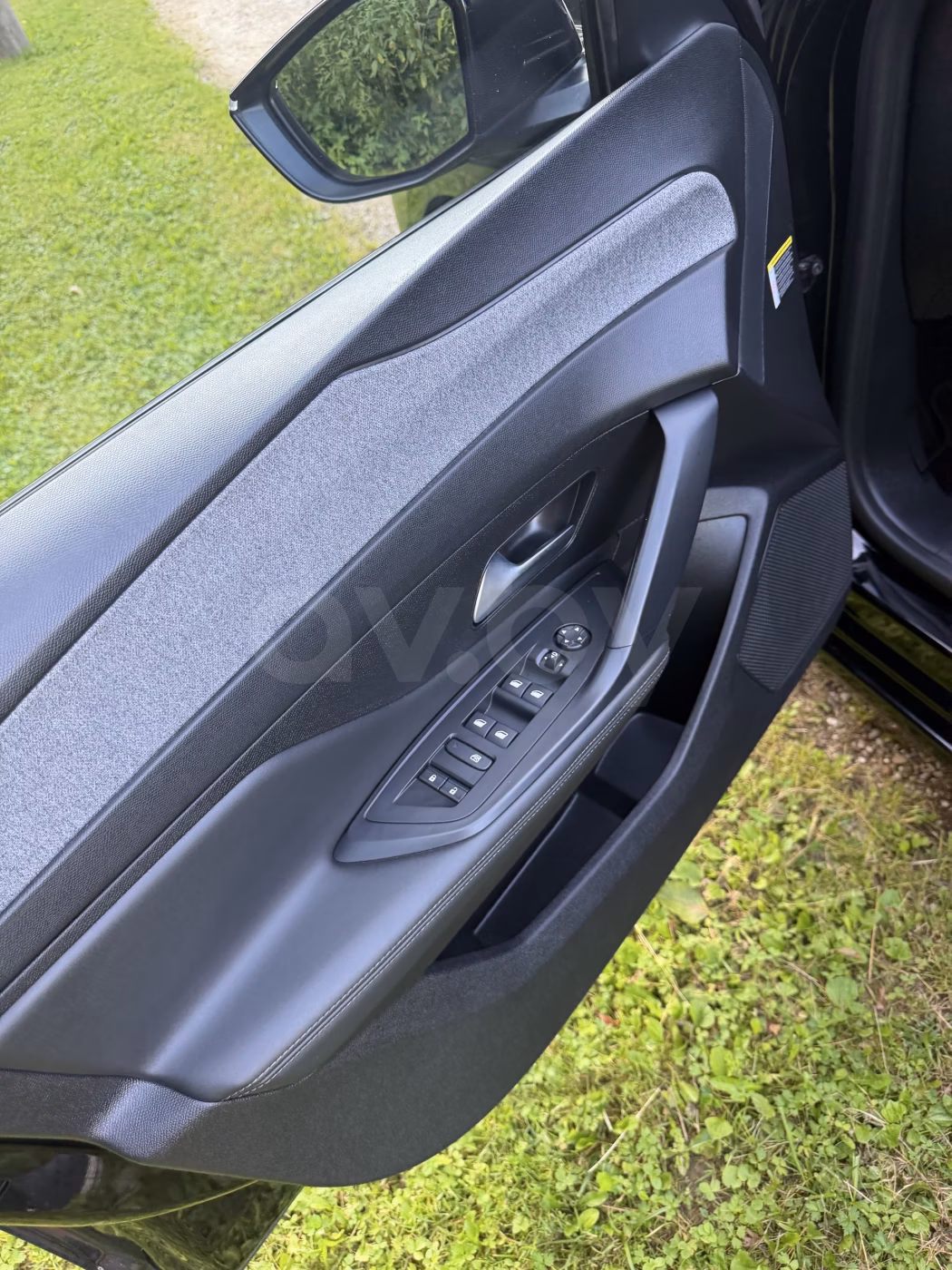 Peugeot 308 фото 11