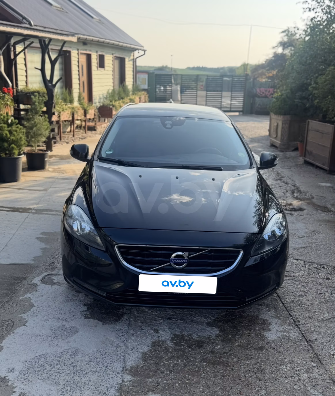 Volvo V40 фото 5