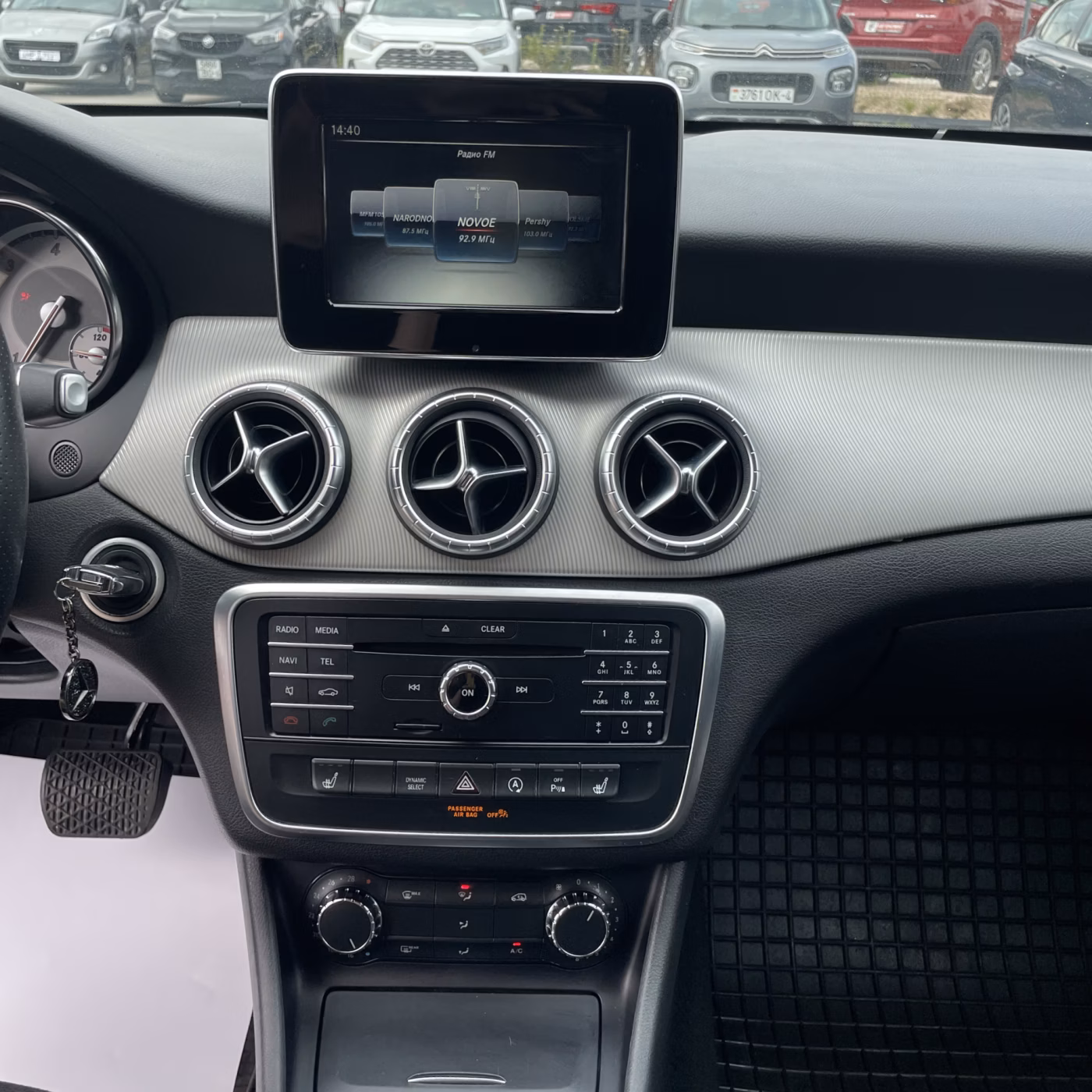 Mercedes-Benz CLA фото 15