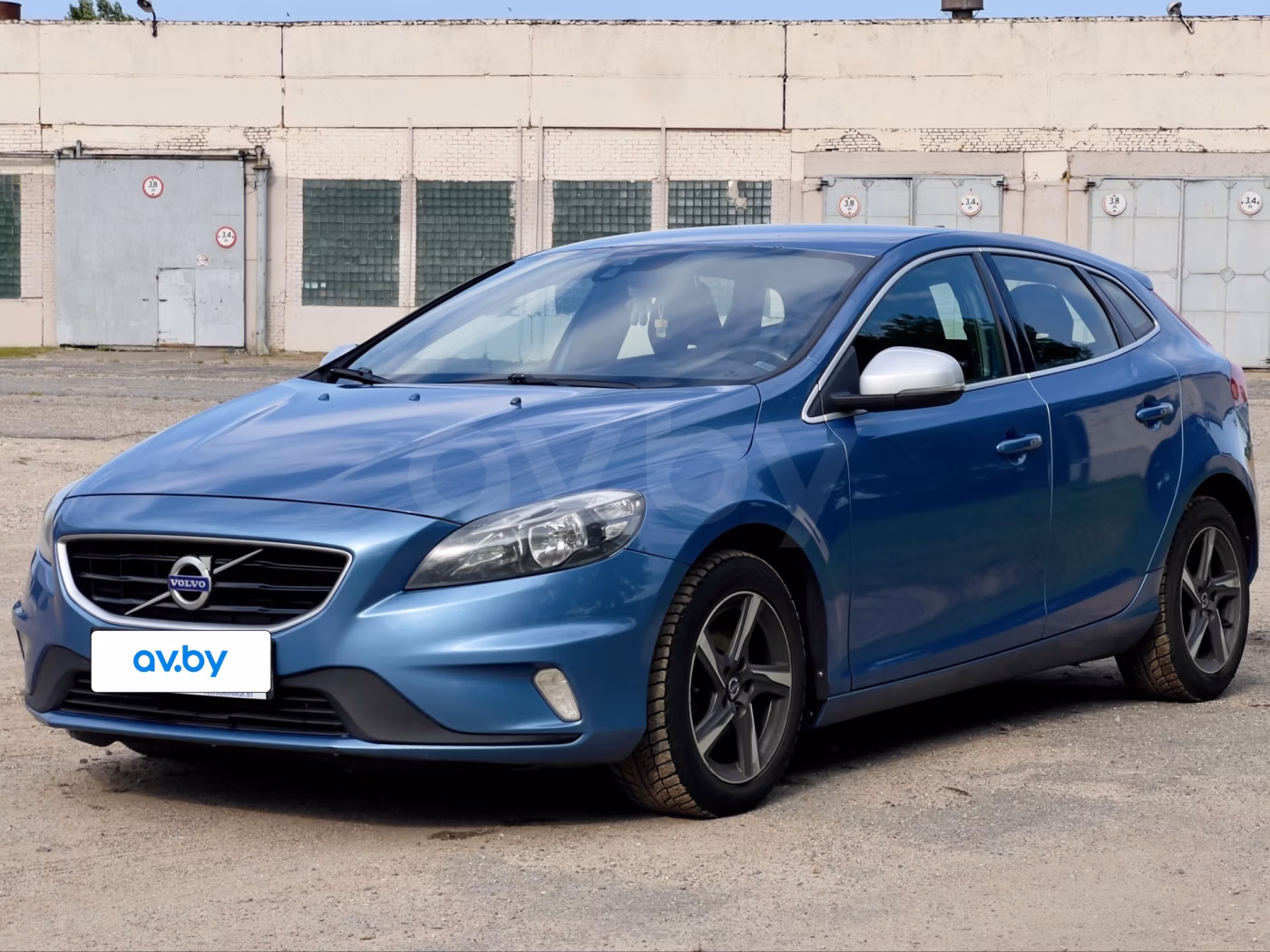 Volvo V40