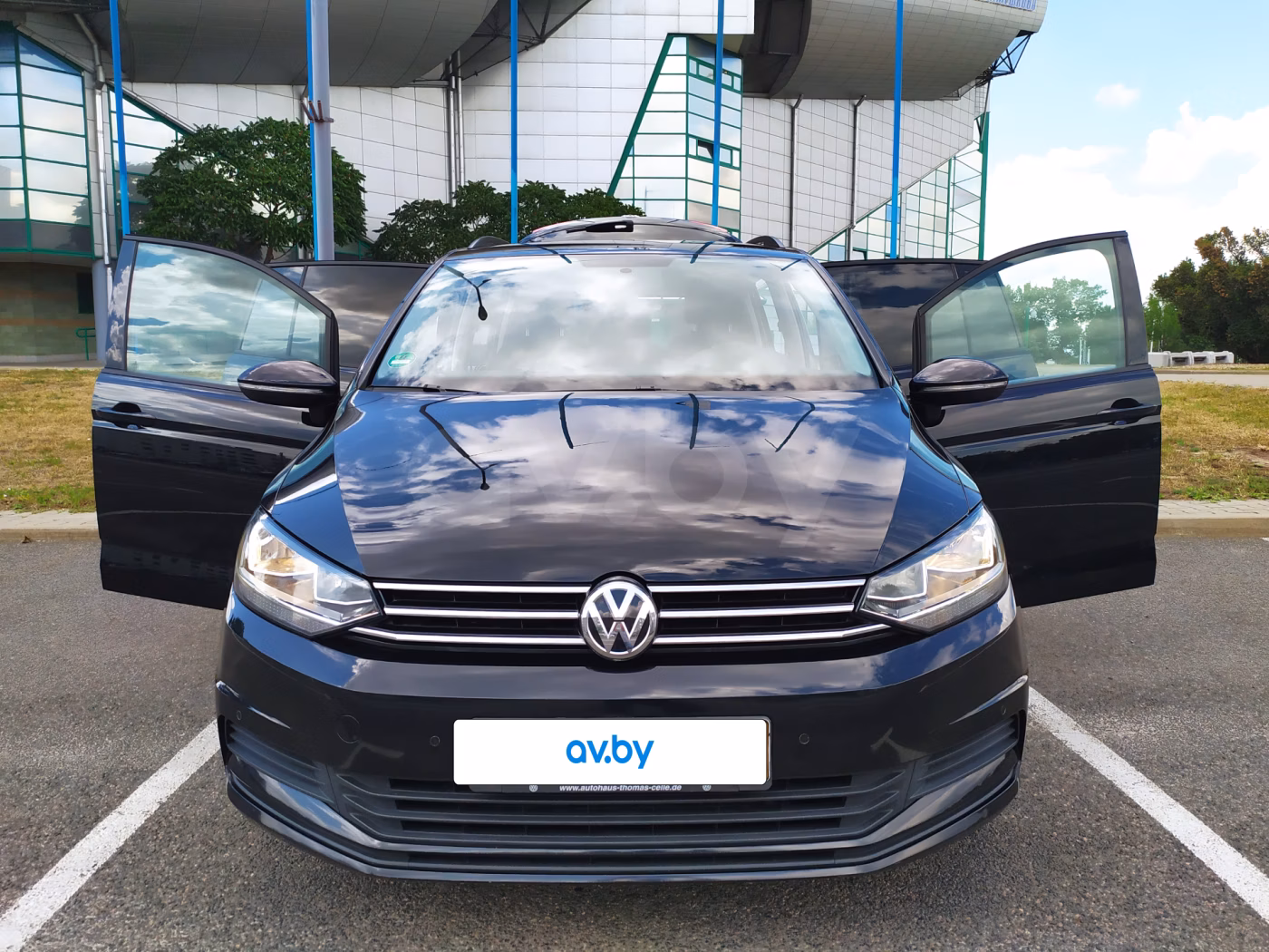 Volkswagen Touran фото 4