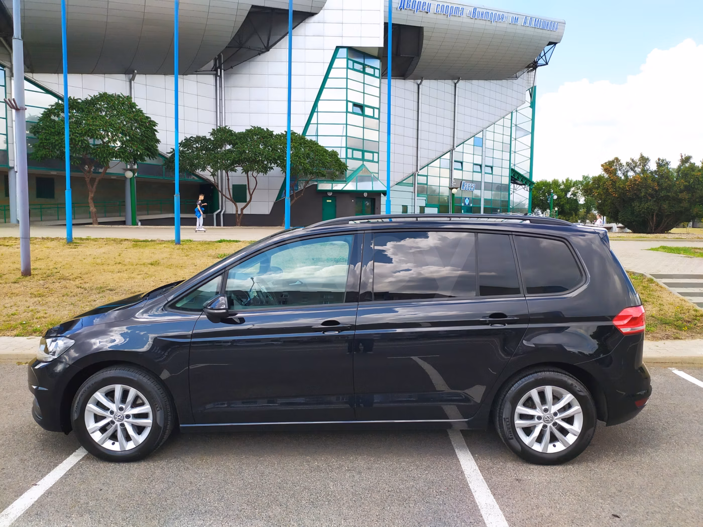 Volkswagen Touran фото 3