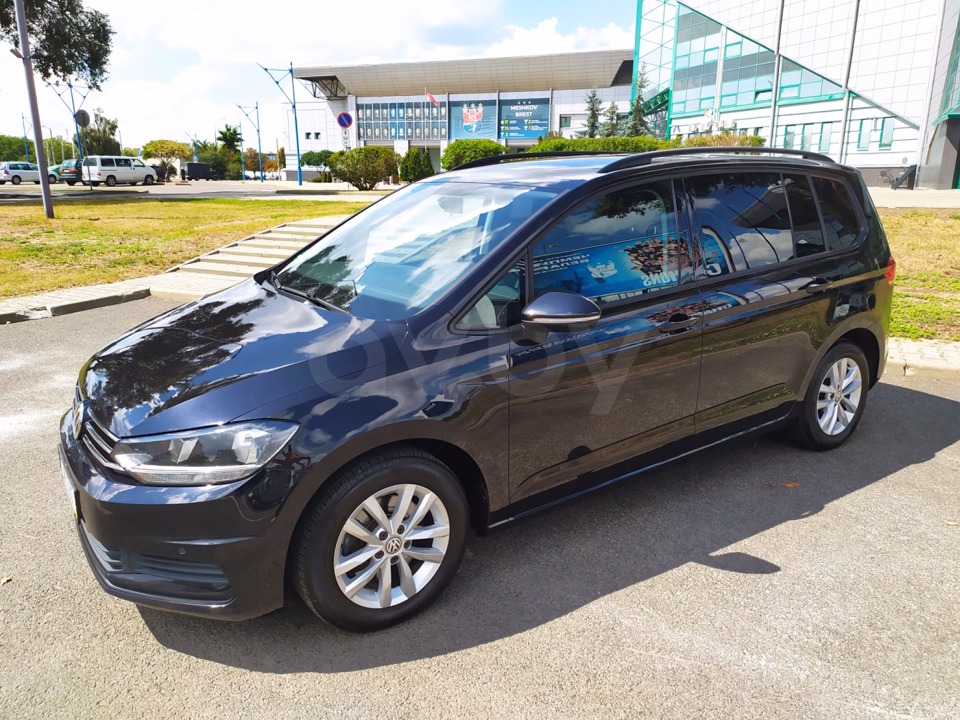 Volkswagen Touran фото 10