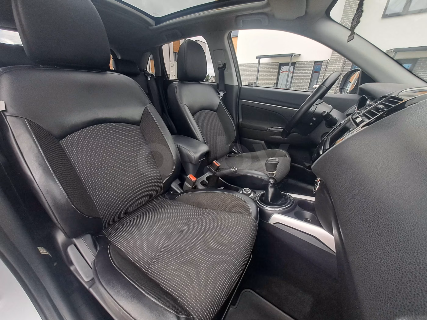 Peugeot 4008 фото 14