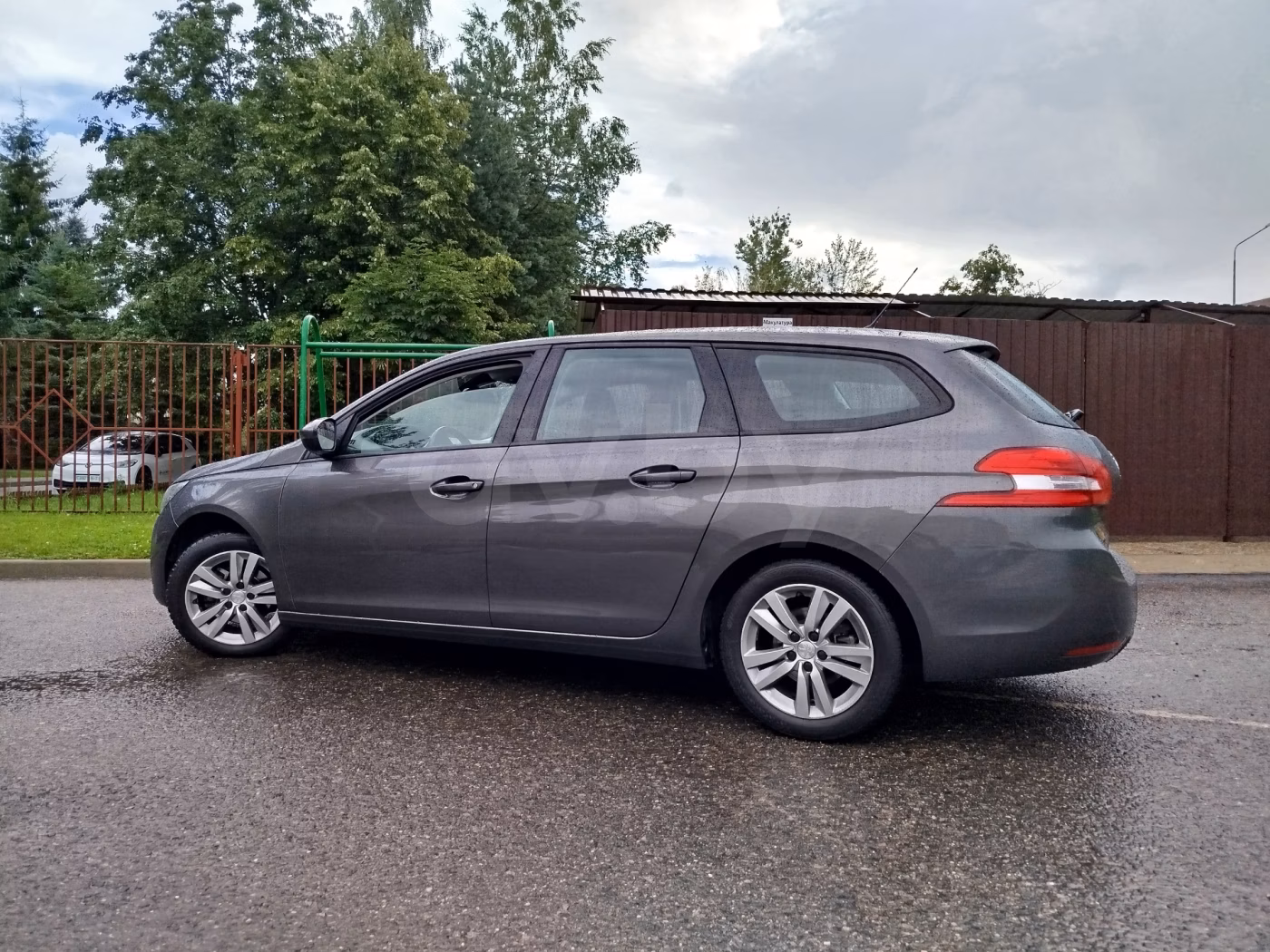 Peugeot 308 фото 2