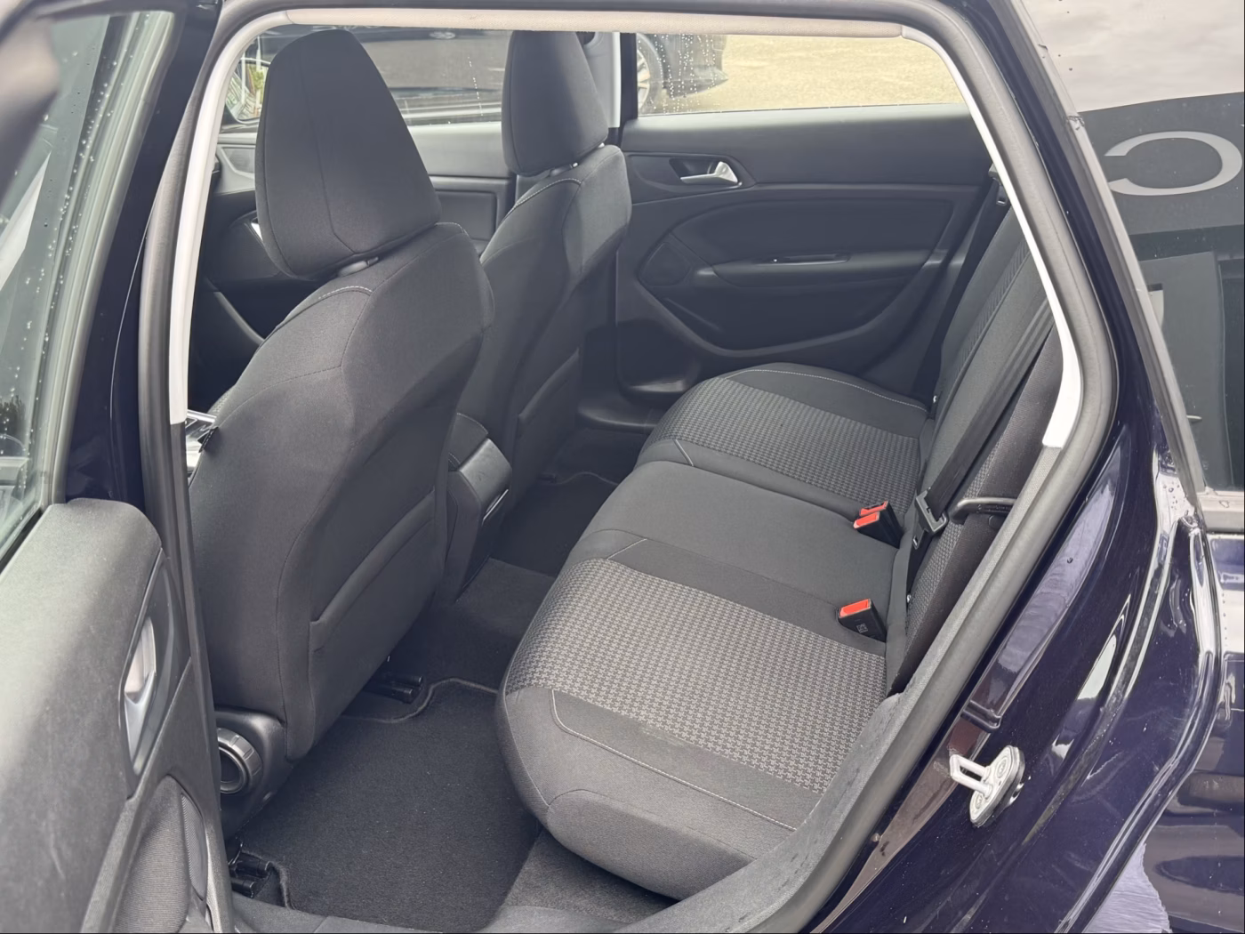 Peugeot 308 фото 24